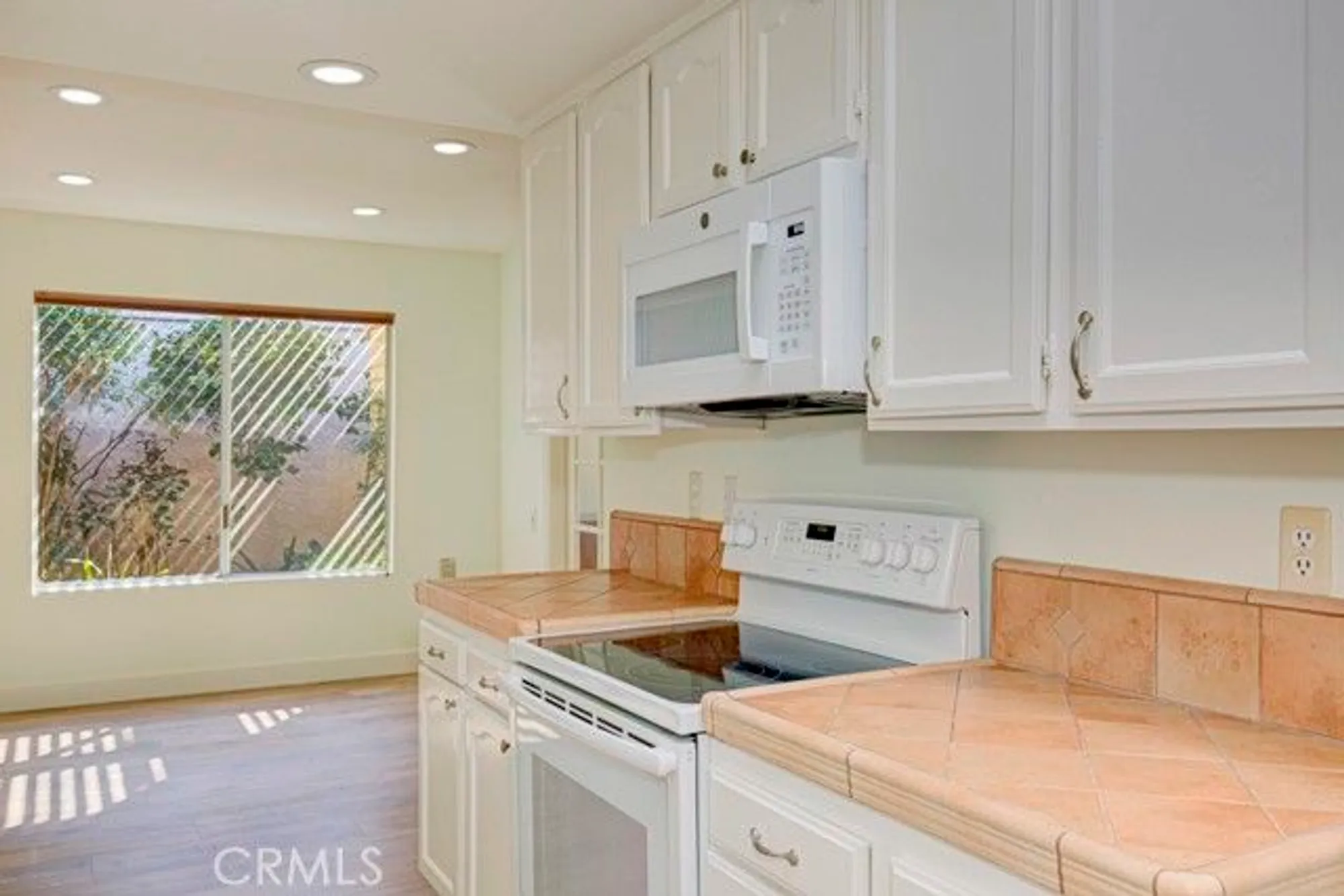 Property Slideshow image 13 of 30 | 3255 san amadeo b, Laguna Woods, CA, 92637