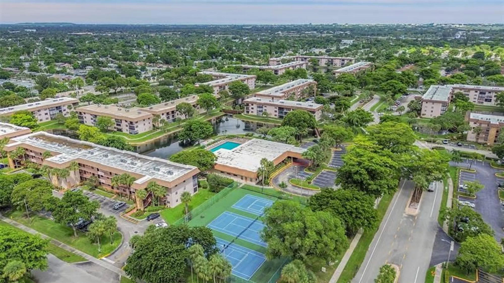 Property Slideshow image 50 of 64 | 4940 e sabal palm blvd apt 202, Tamarac, FL, 33319