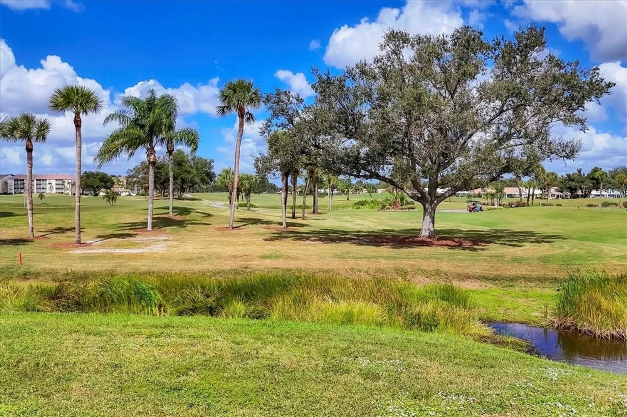 Property Slideshow image 37 of 61 | 408 cerromar cir 331, Venice, FL, 34293