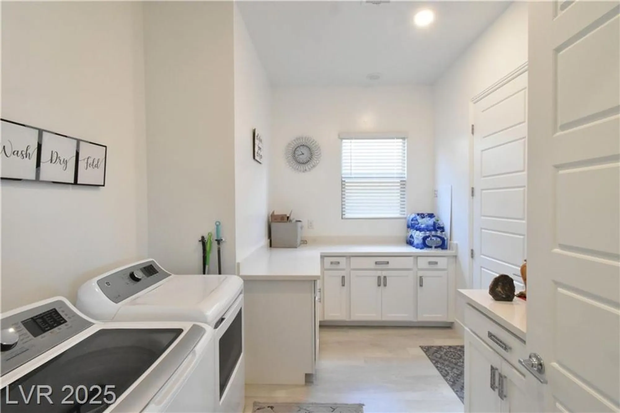 Property Slideshow image 44 of 88 | 12468 primrose grove ln, Las Vegas, NV, 89138