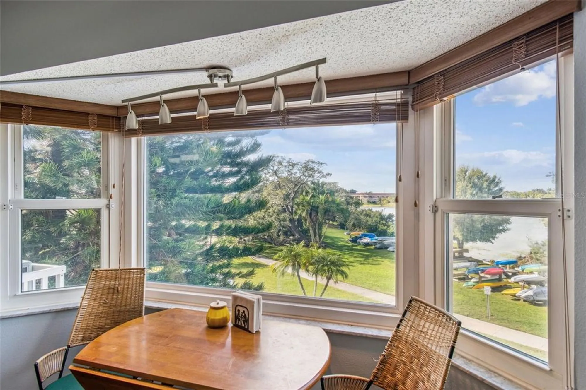 Property Slideshow image 30 of 100 | 2221 norwegian dr 41, Clearwater, FL, 33763