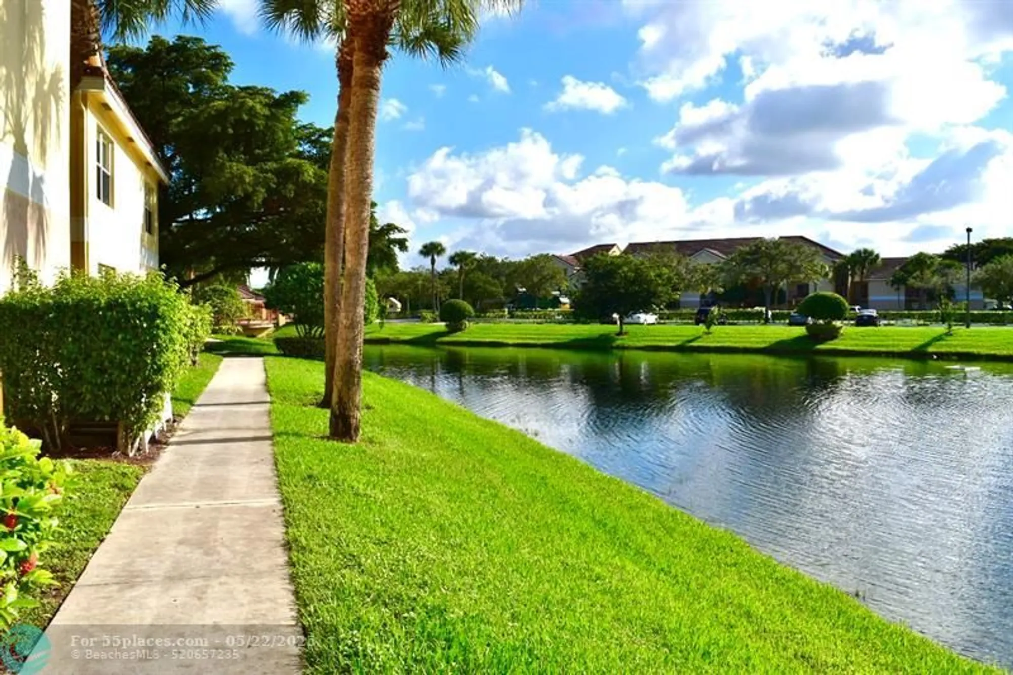 Property Slideshow image 13 of 15 | 7670 westwood dr apt 718, Tamarac, FL, 33321