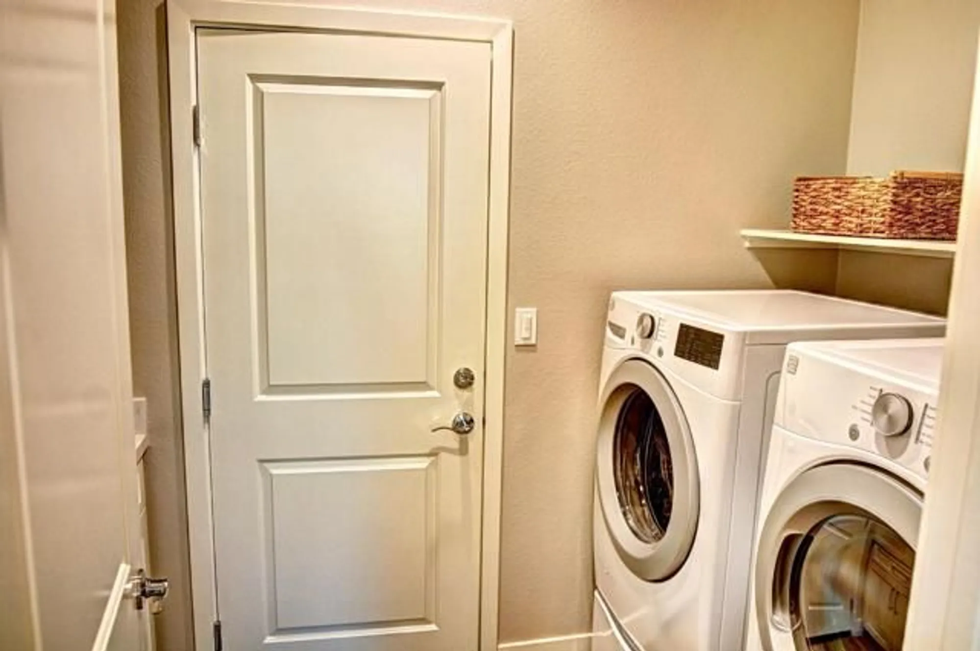 Property Slideshow image 41 of 51 | 50810 bee canyon dr, Indio, CA, 92201