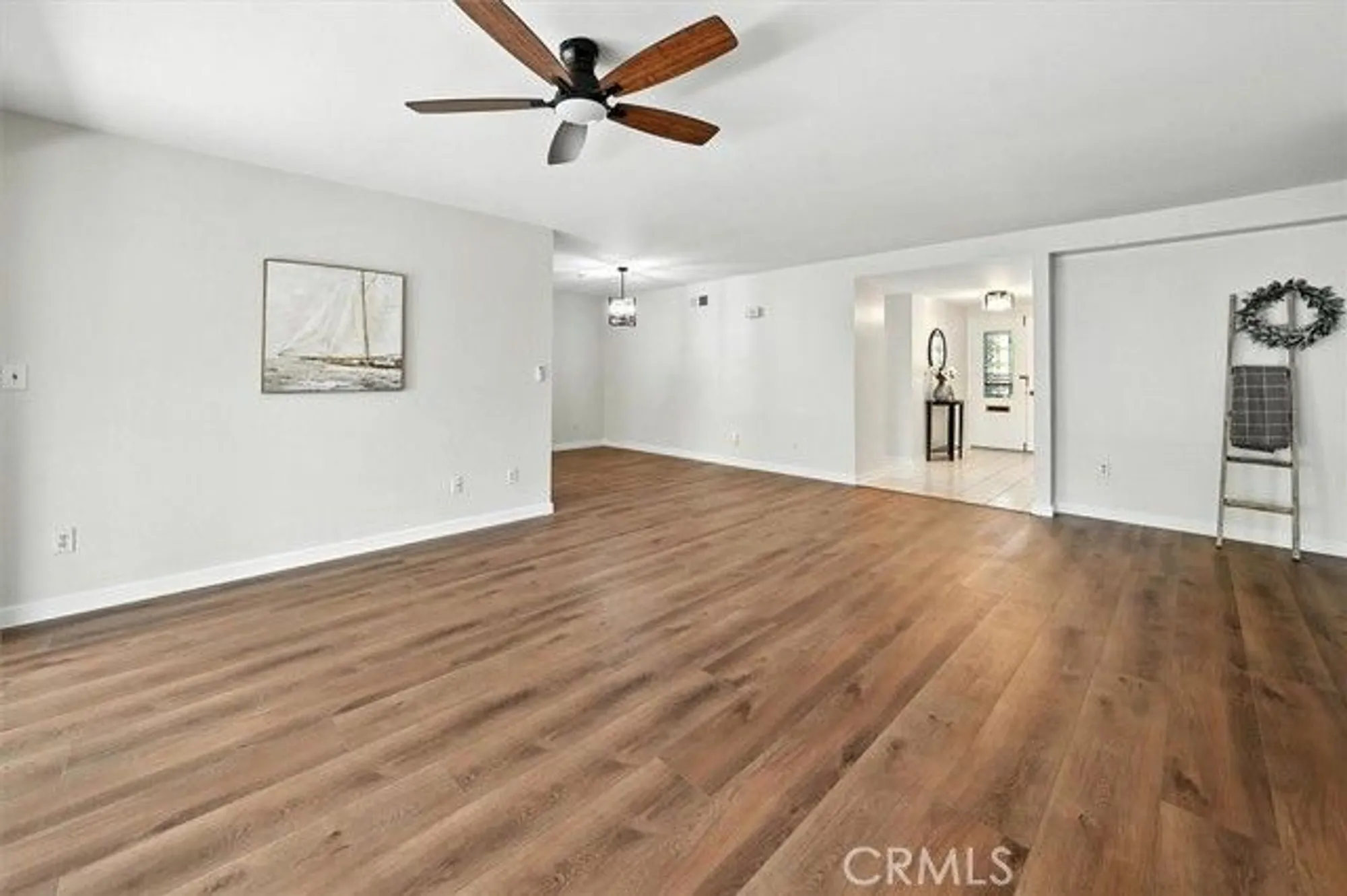 Property Slideshow image 28 of 39 | 26428 circle knoll ct, Newhall, CA, 91321