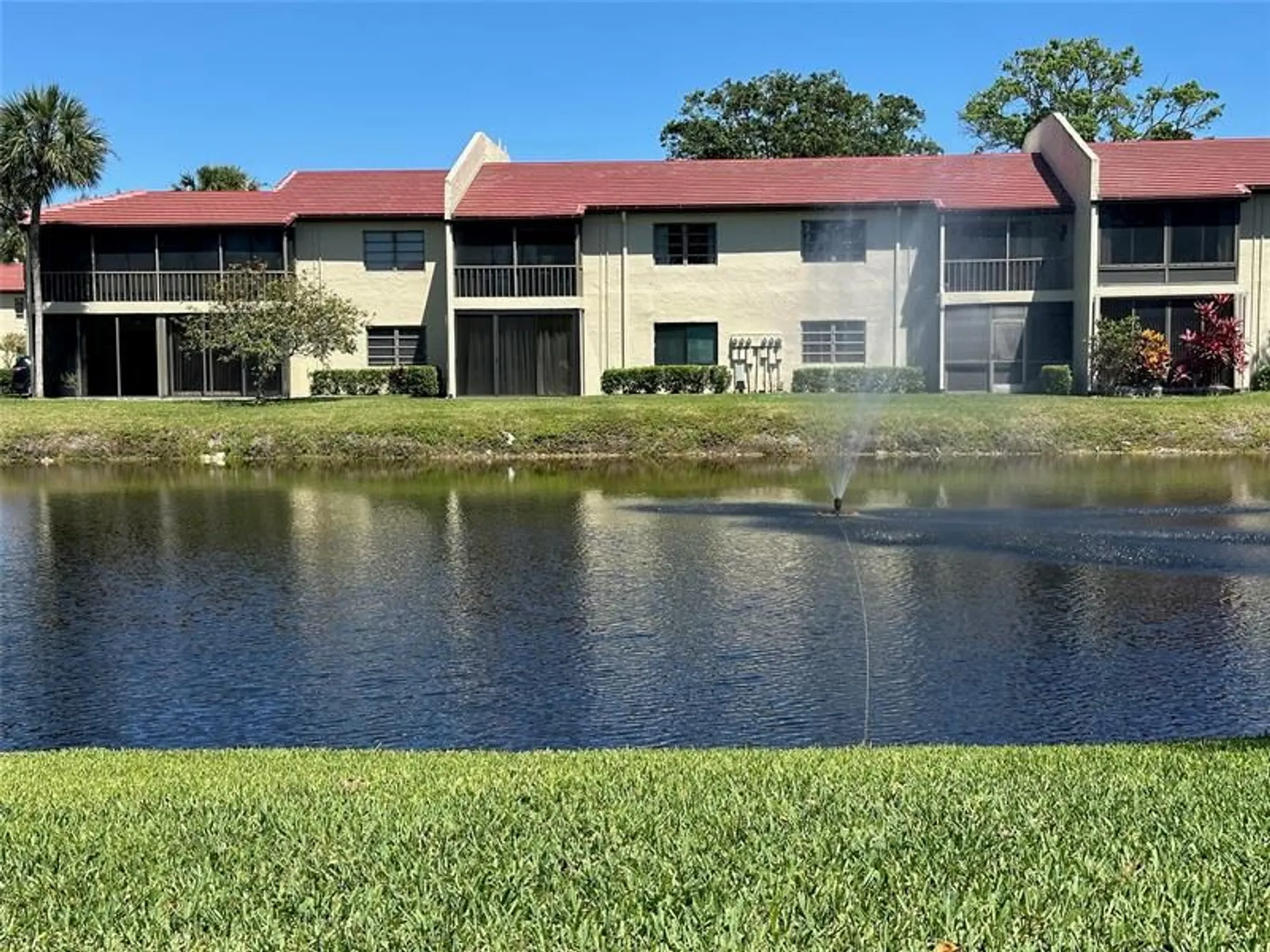 Property Slideshow image 18 of 20 | 21218 lago cir apt 7h, Boca Raton, FL, 33433