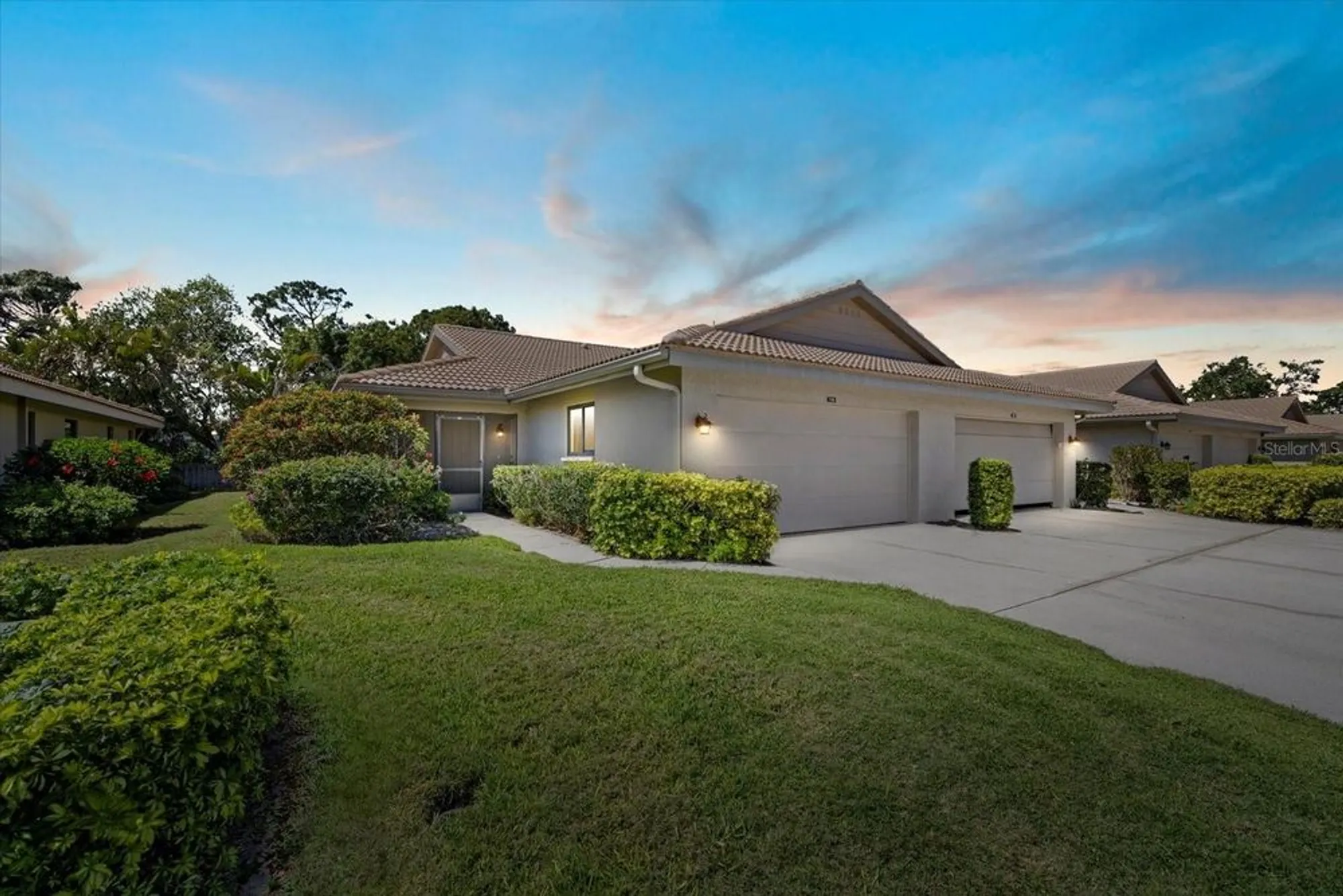 Property Slideshow image 4 of 33 | 7205 wood creek dr 16, Sarasota, FL, 34231