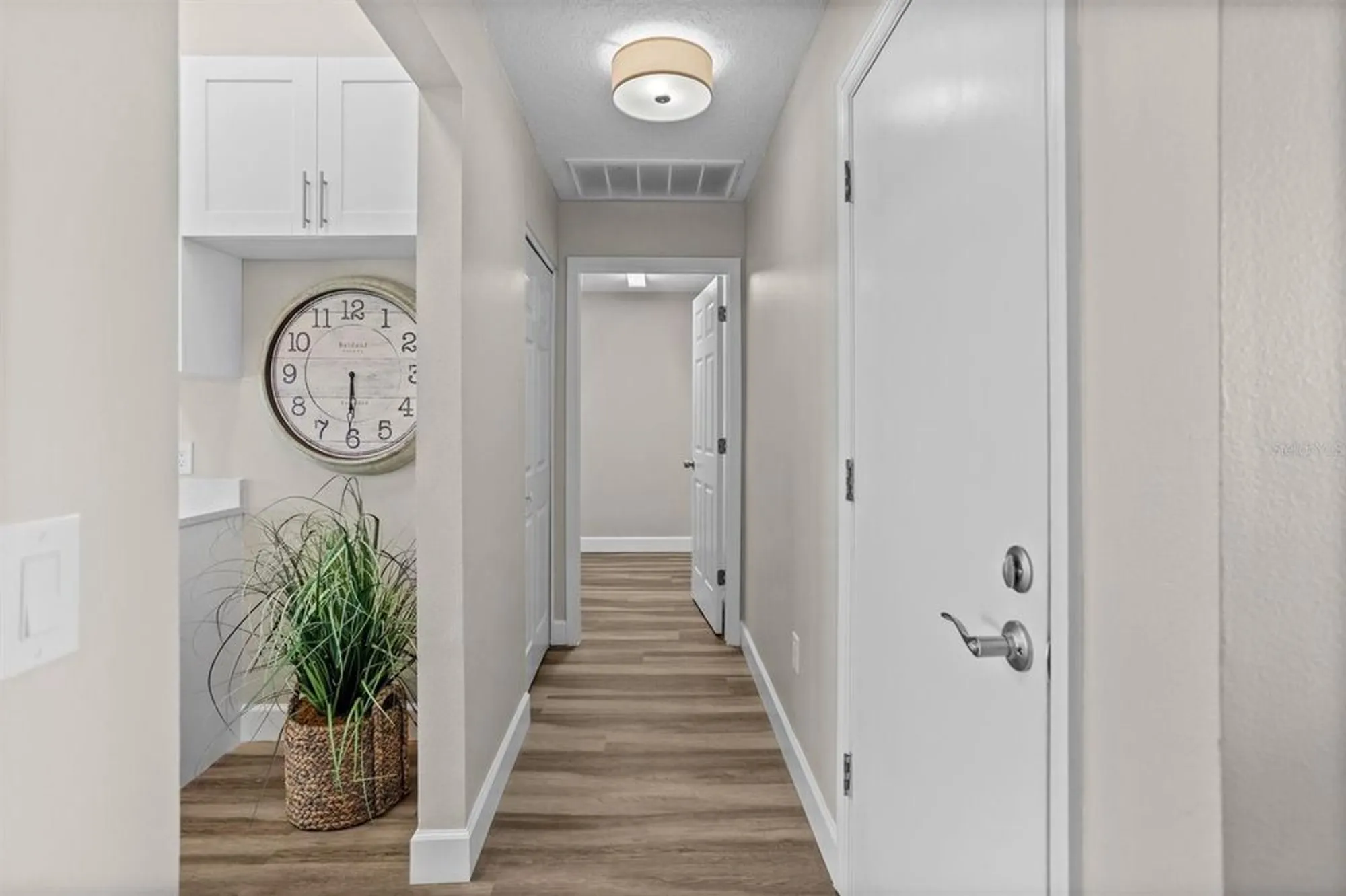 Property Slideshow image 15 of 68 | 1046 almondwood dr, Trinity, FL, 34655