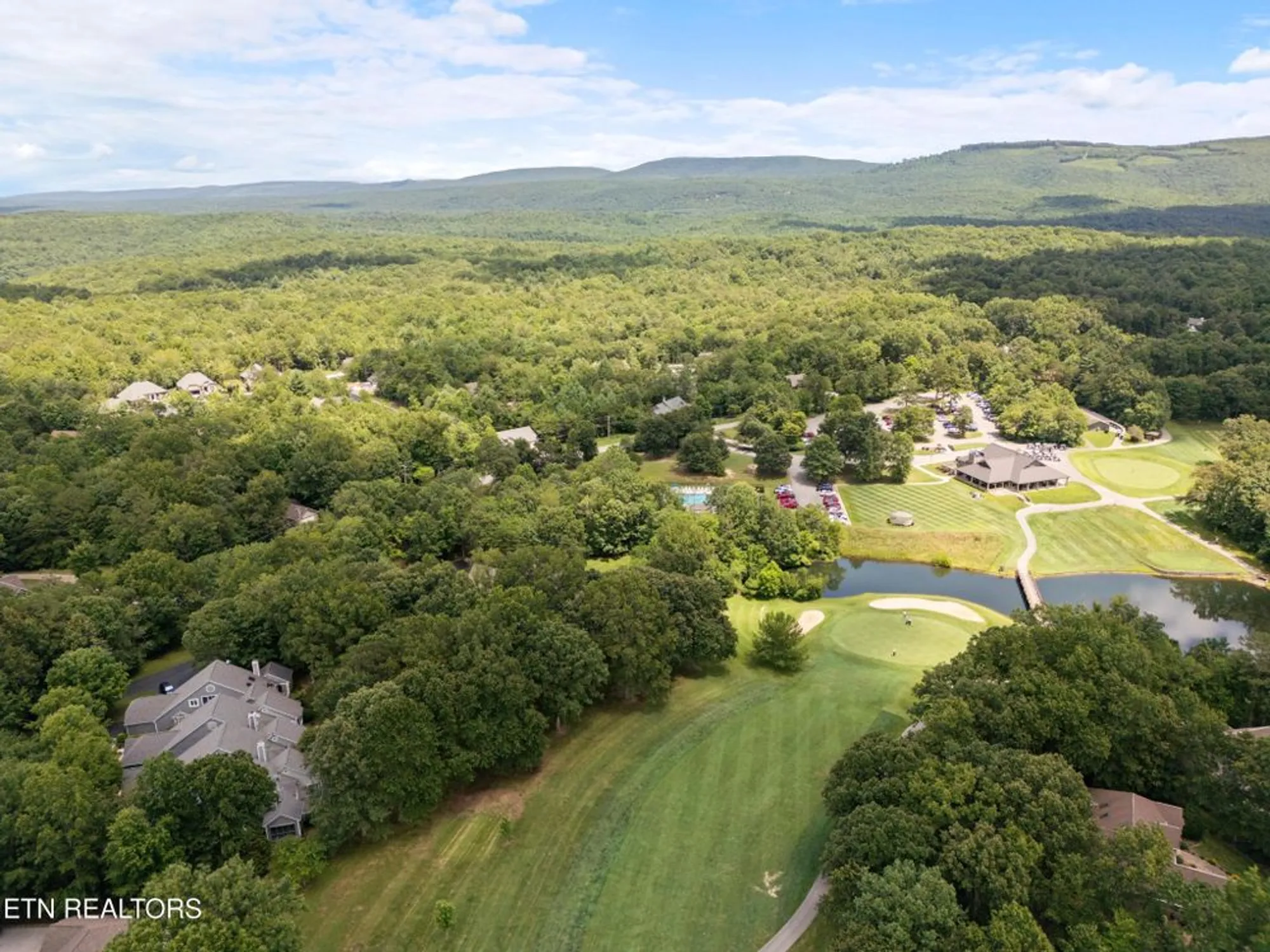 Property Slideshow image 43 of 45 | 213 dorchester ct, Crossville, TN, 38558