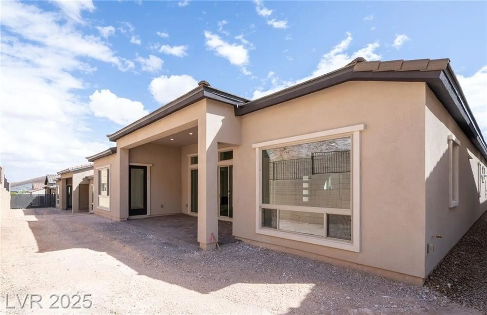 Property Slideshow image 10 of 10 | 189 mirage view dr, Henderson, NV, 89011