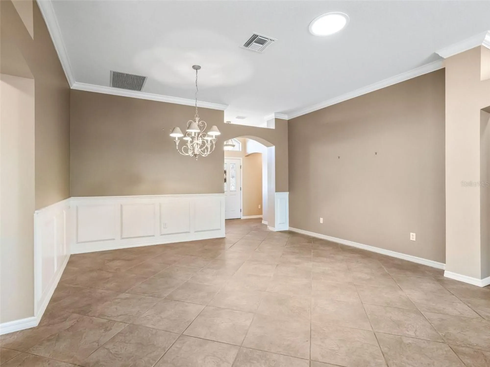 Property Slideshow image 10 of 54 | 728 dowding way, The Villages, FL, 32162