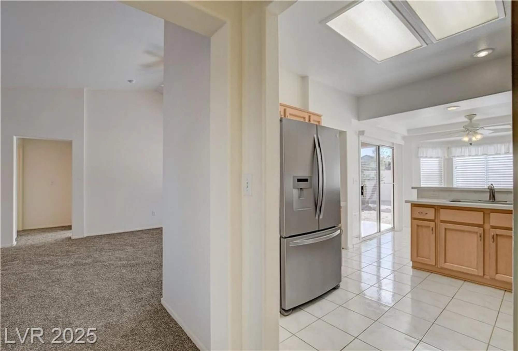 Property Slideshow image 25 of 71 | 10113 cresent creek dr, Las Vegas, NV, 89134