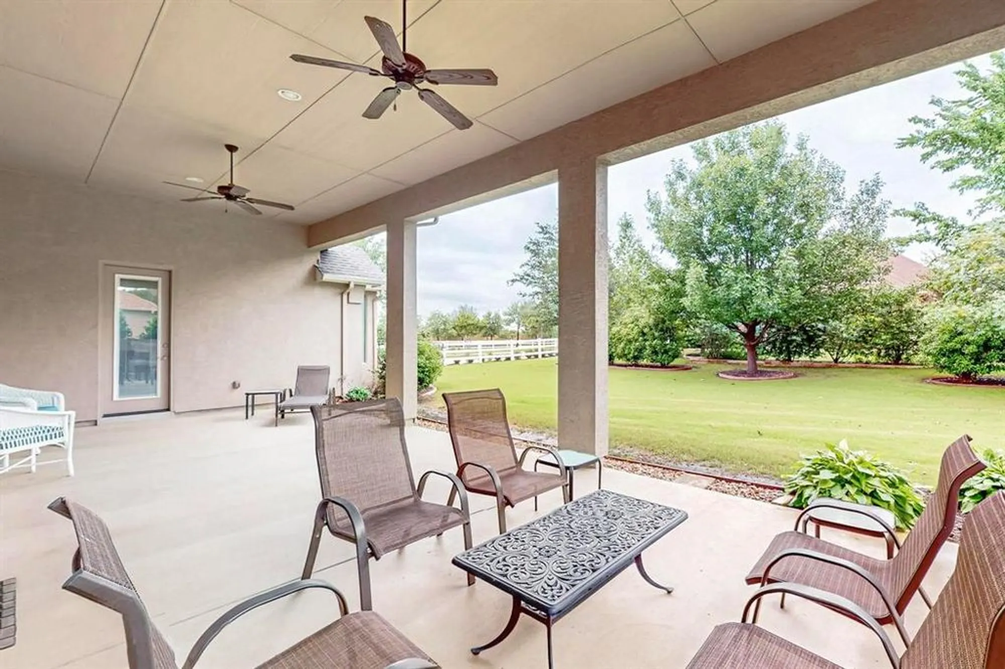 Property Slideshow image 35 of 38 | 11908 glenbrook st, Denton, TX, 76207