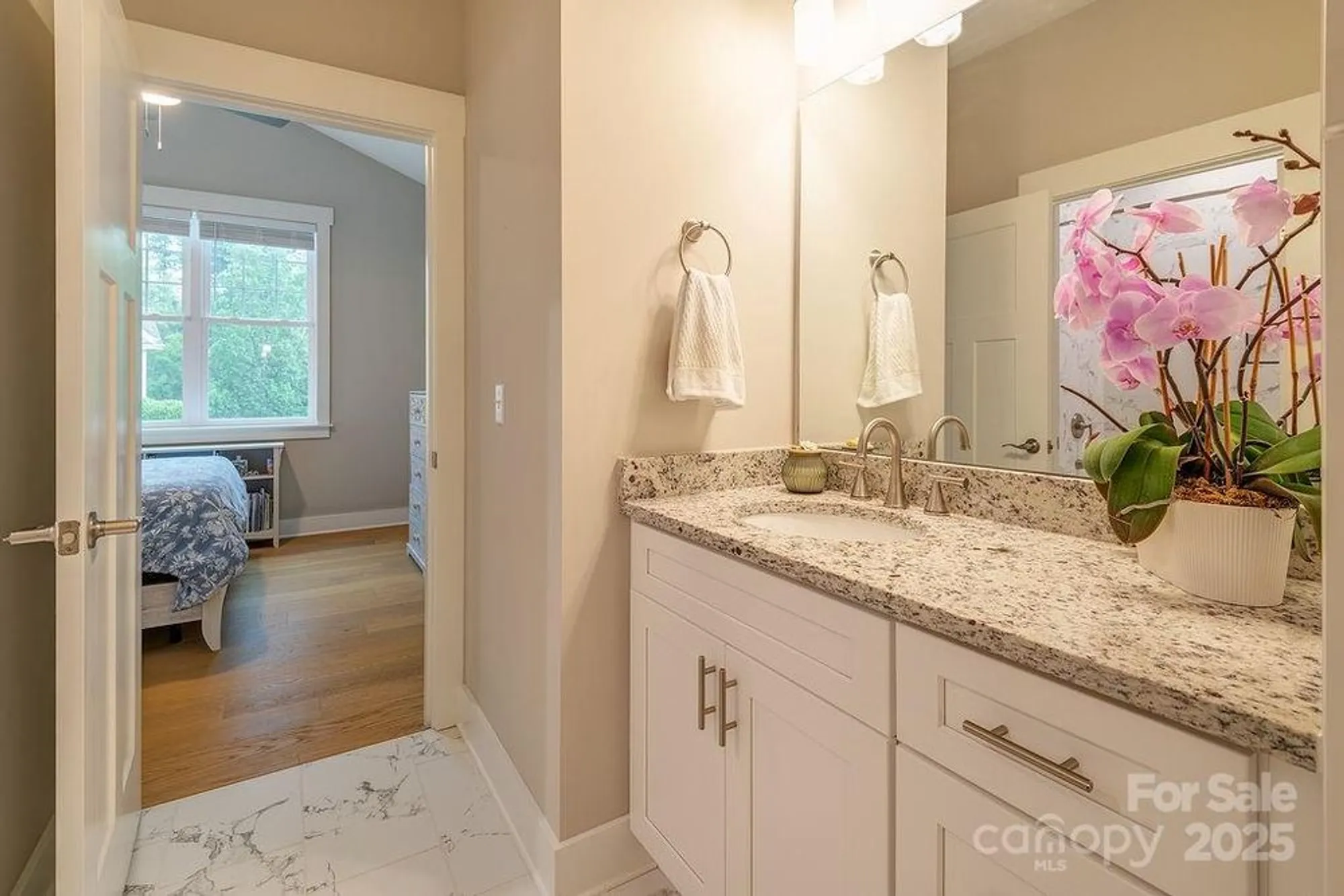 Property Slideshow image 21 of 34 | 64 creekside view dr, Asheville, NC, 28804