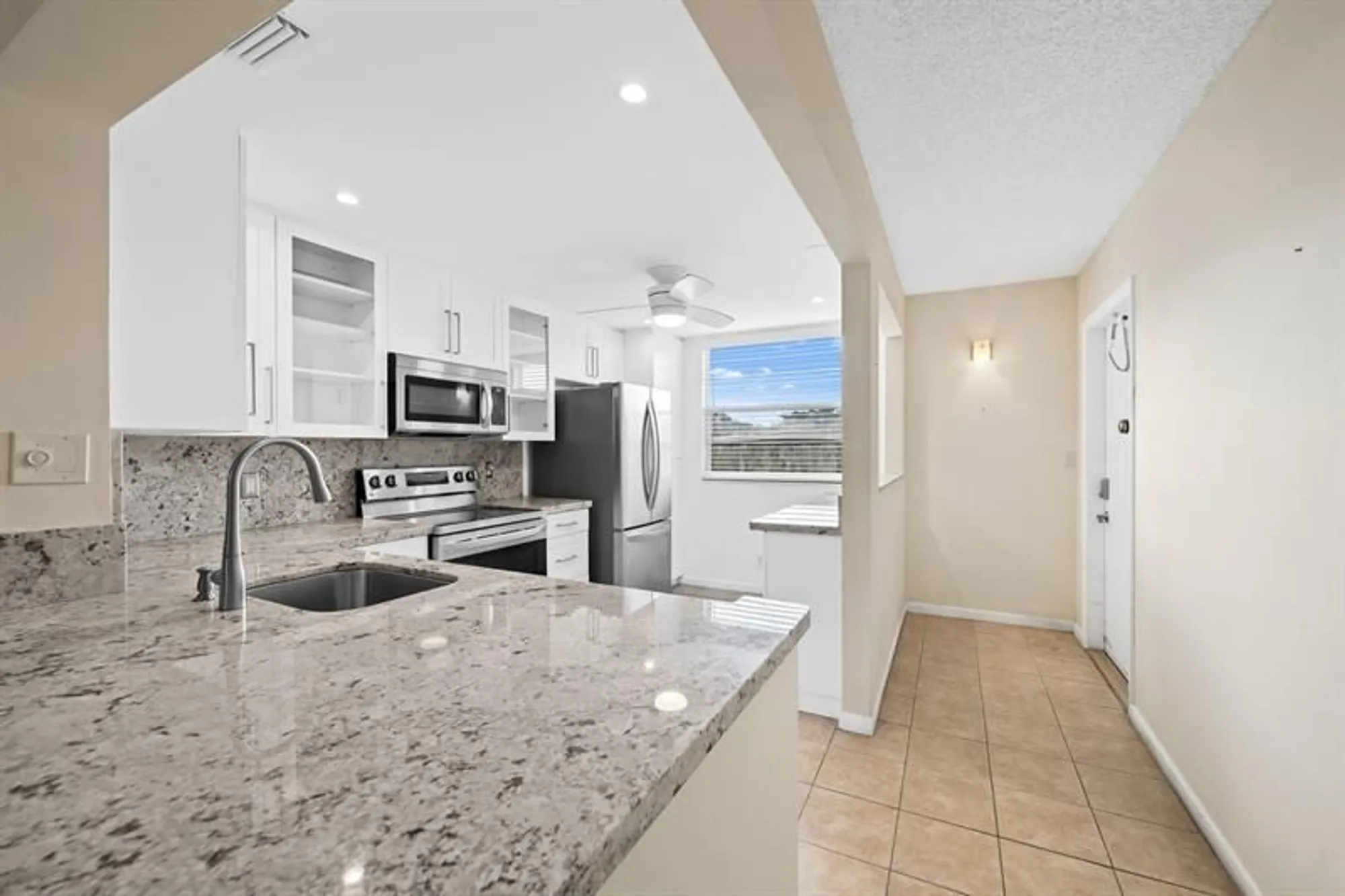 Property Slideshow image 10 of 25 | 1805 eleuthera pt apt o3, Coconut Creek, FL, 33066