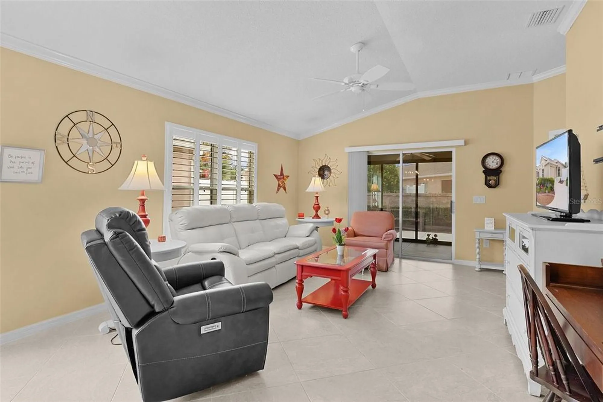 Property Slideshow image 8 of 50 | 2019 altamonte way, The Villages, FL, 32162