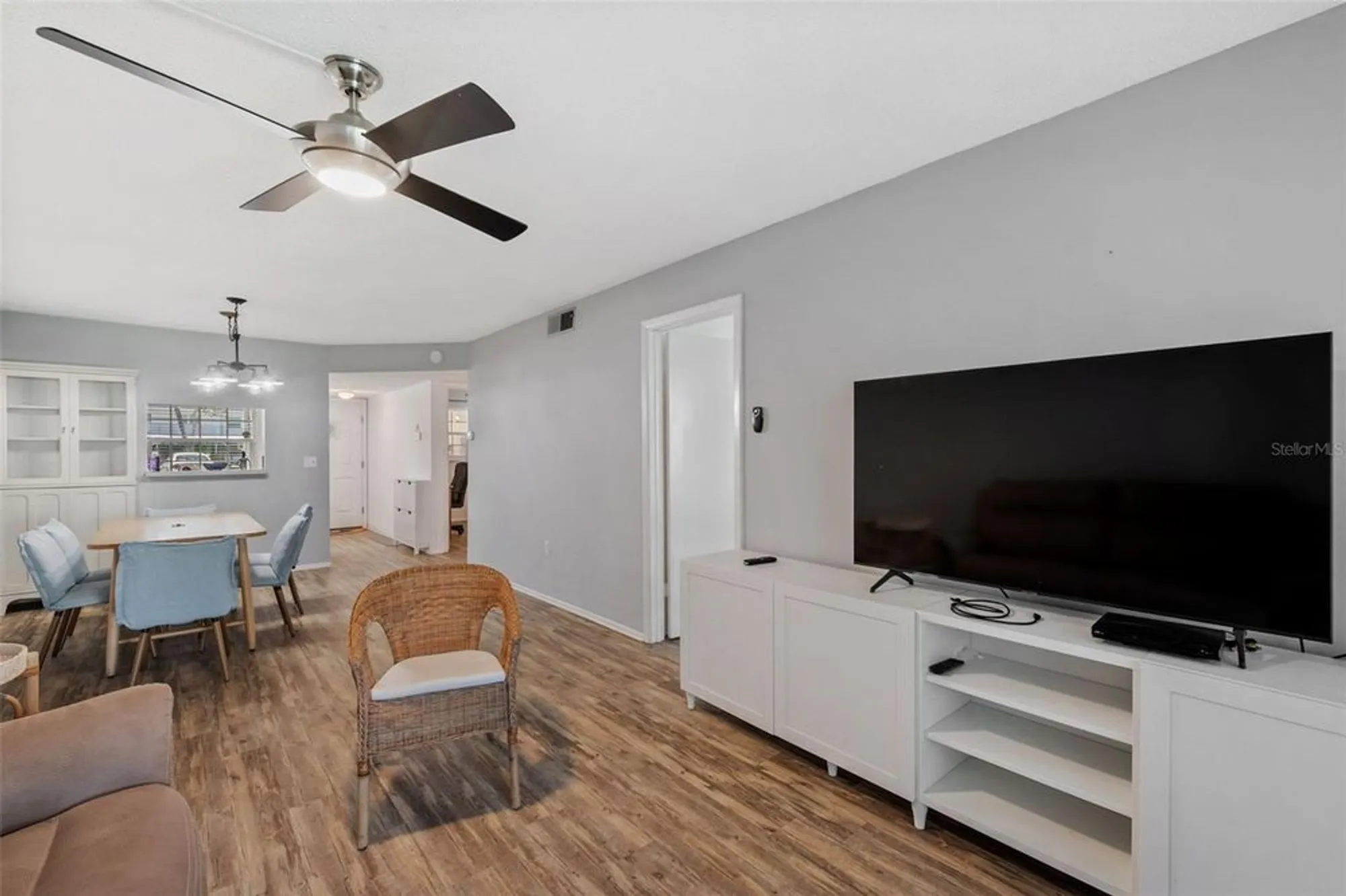 Property Slideshow image 17 of 36 | 870 virginia st apt 113, Dunedin, FL, 34698