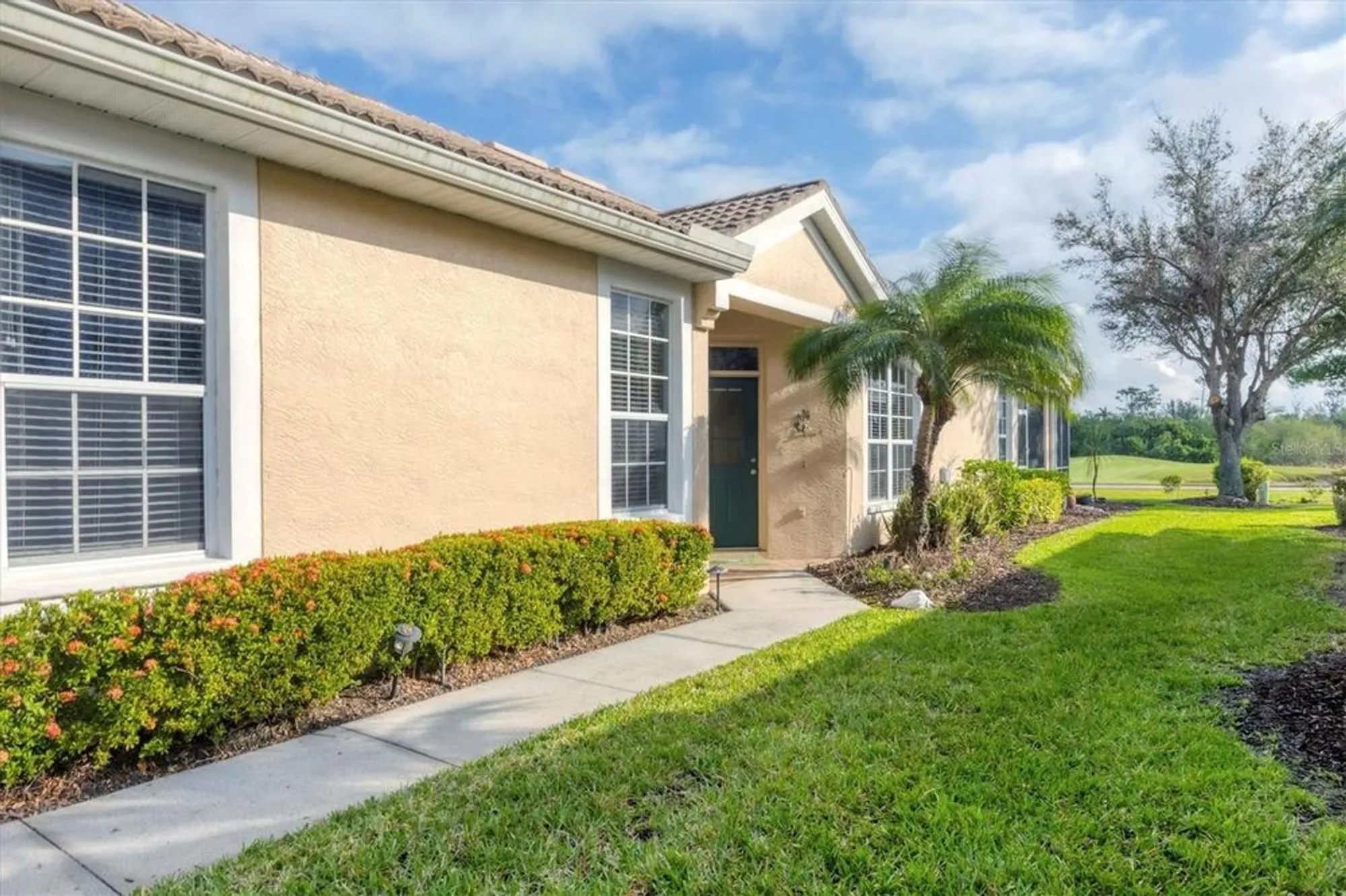 Property Slideshow image 6 of 62 | 4301 whispering oaks dr, North Port, FL, 34287