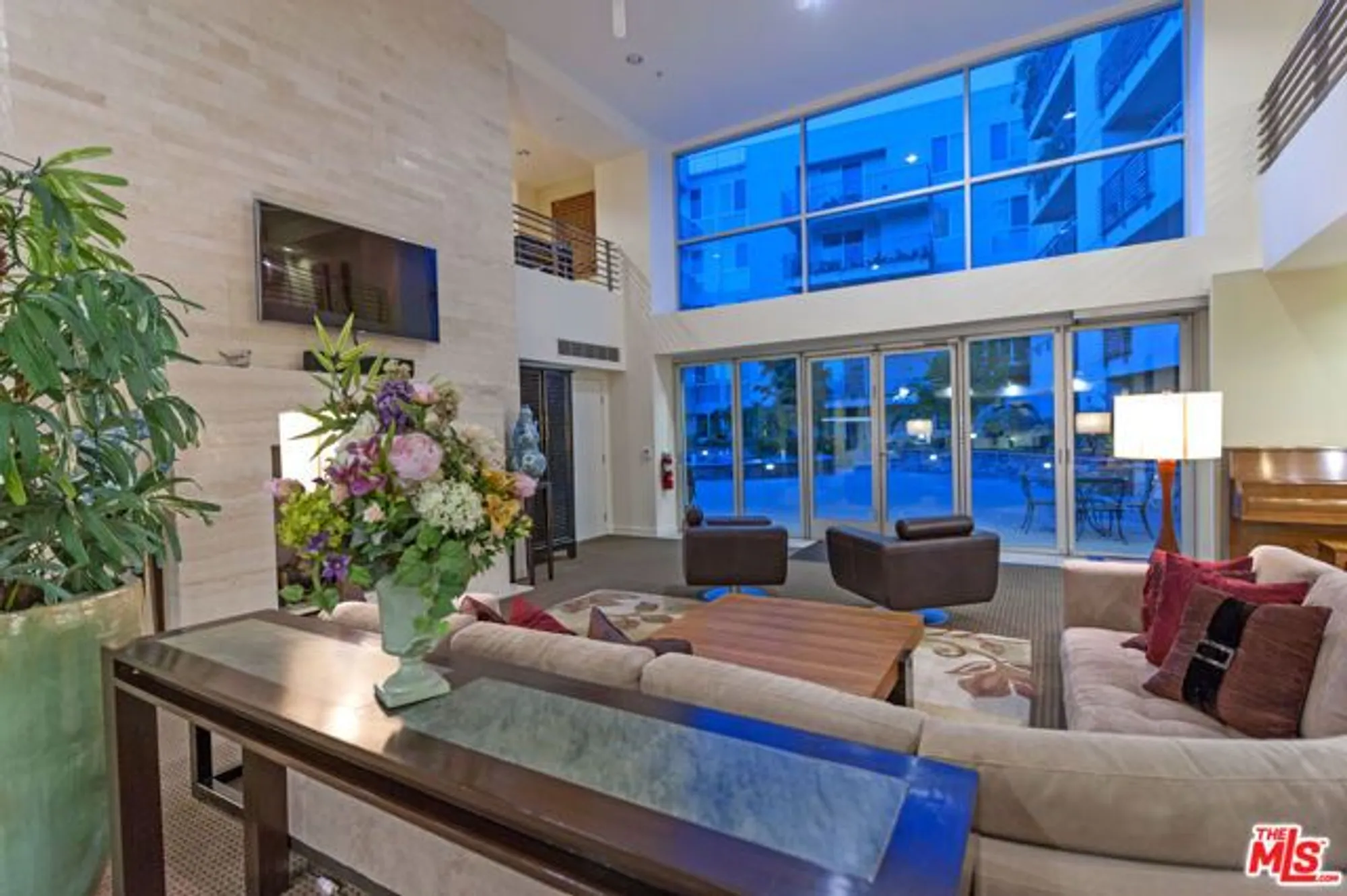 Property Slideshow image 33 of 35 | 267 s san pedro st 621, Los Angeles, CA, 90012