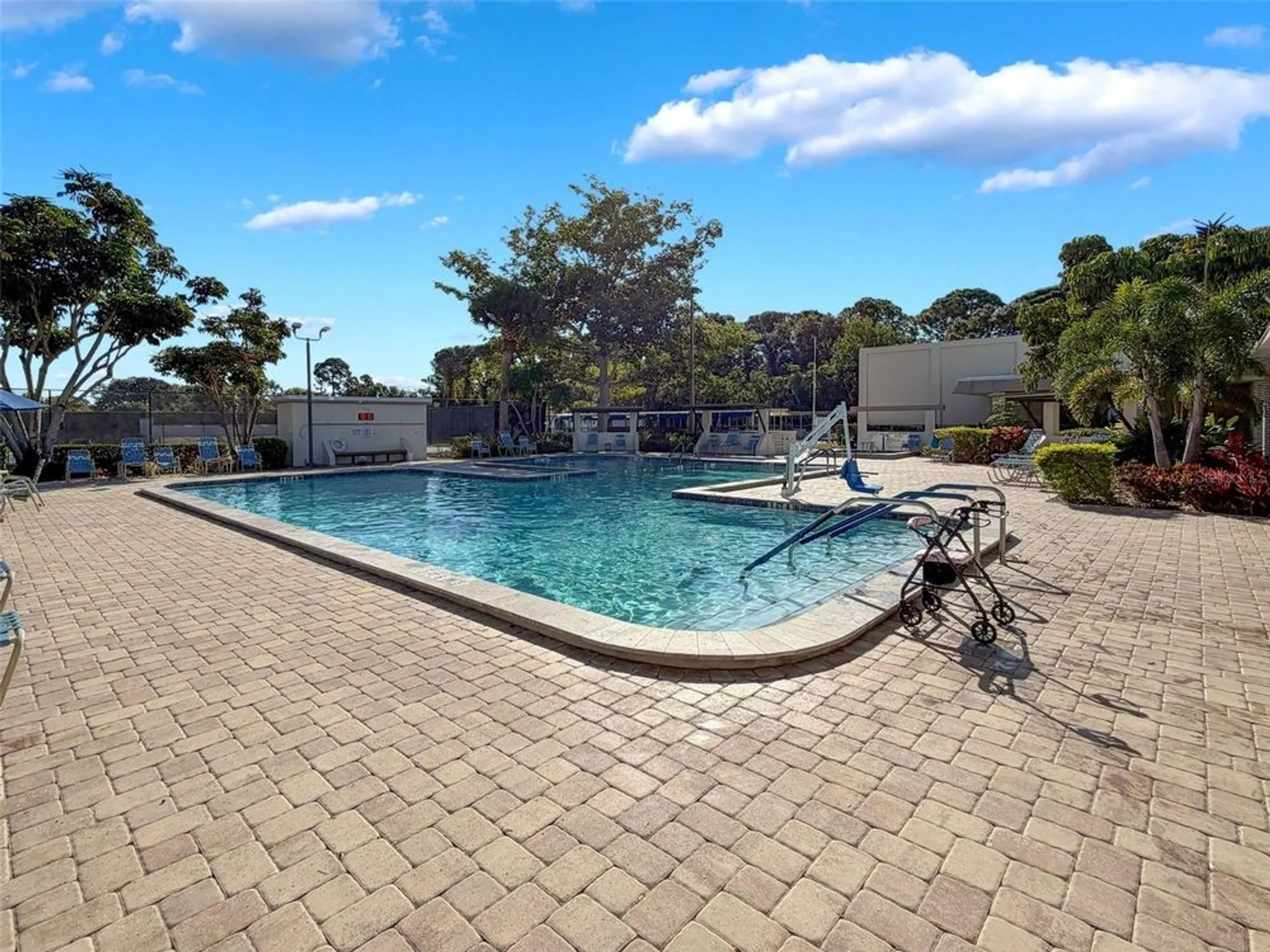 Property Slideshow image 48 of 82 | 5970 80th st n unit 206, St Petersburg, FL, 33709