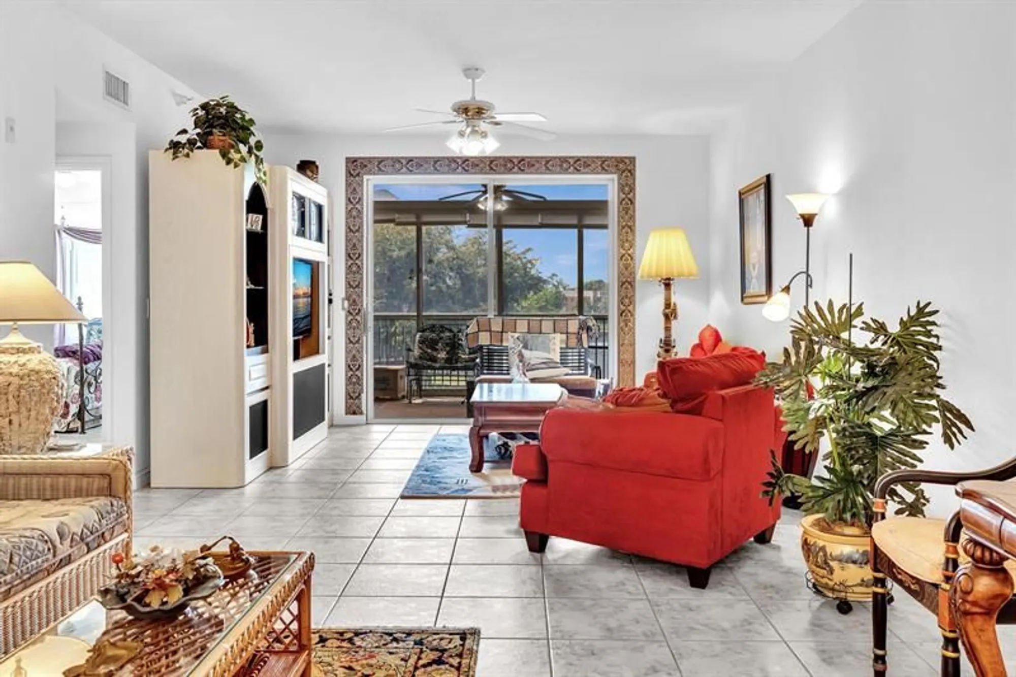 Property Slideshow image 24 of 76 | 7715 southampton ter 301, Tamarac, FL, 33321