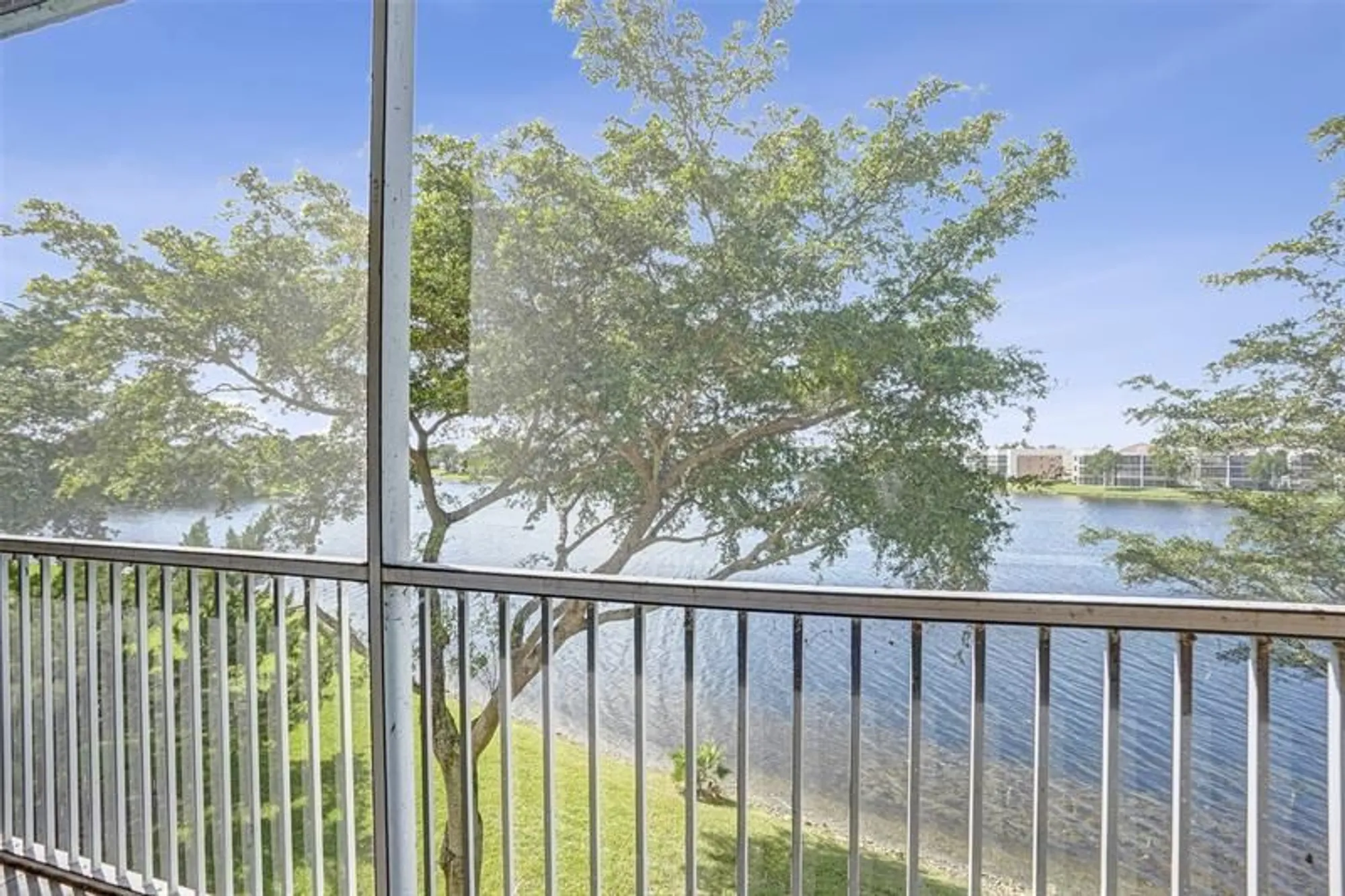 Property Slideshow image 17 of 43 | 7623 southampton ter apt 302, Tamarac, FL, 33321