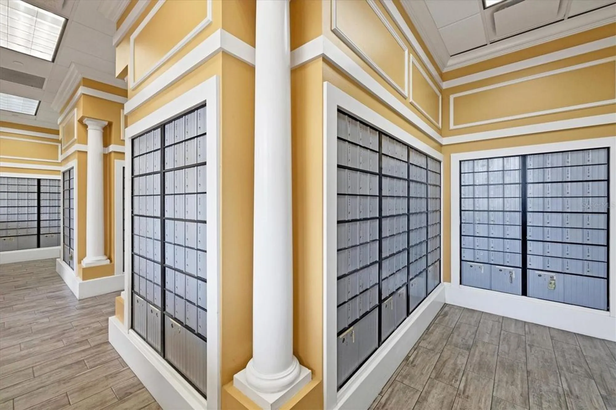 Property Slideshow image 46 of 71 | 7629 bergamo ave, Sarasota, FL, 34238