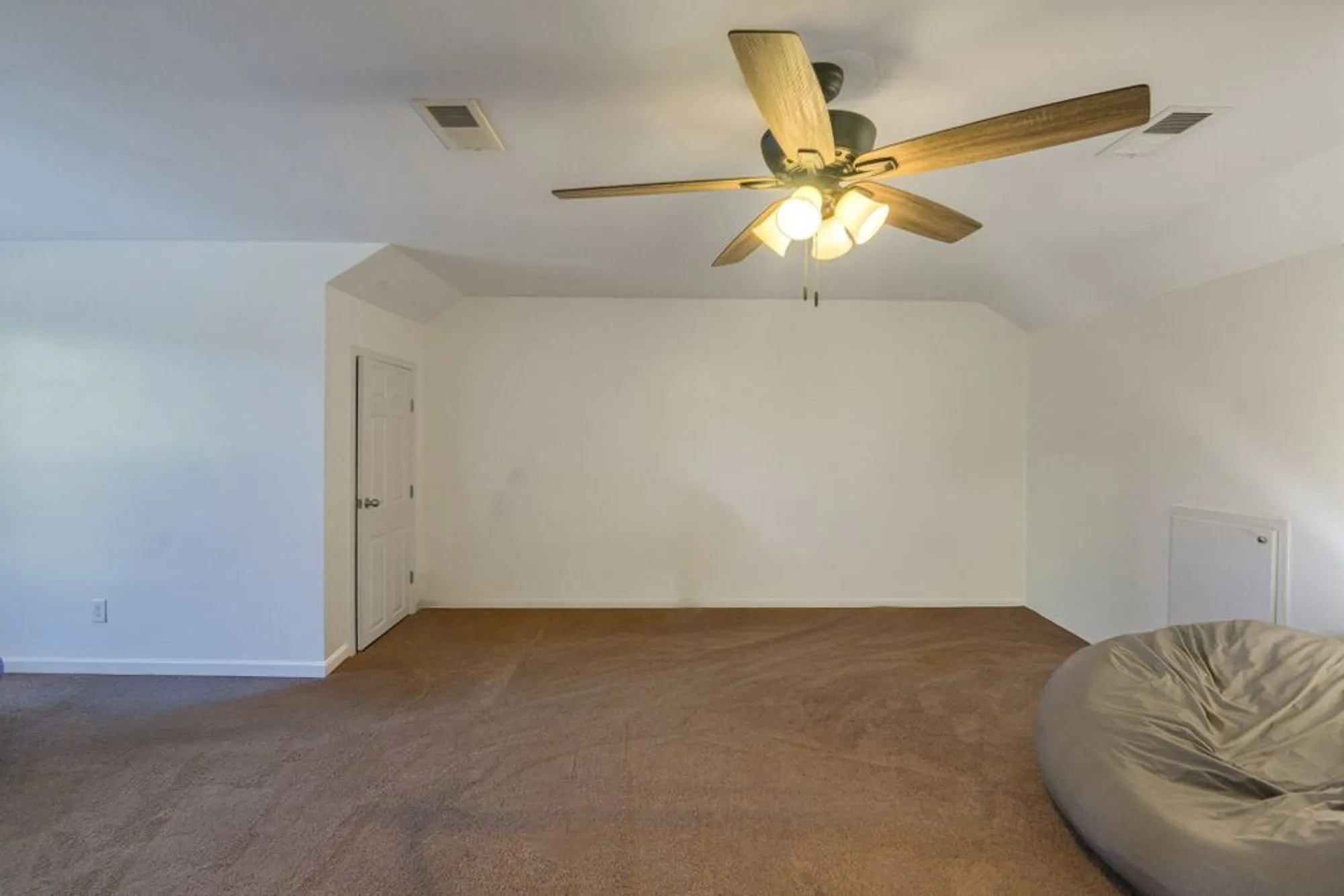 Property Slideshow image 59 of 94 | 259 meandering dr, Lebanon, TN, 37090