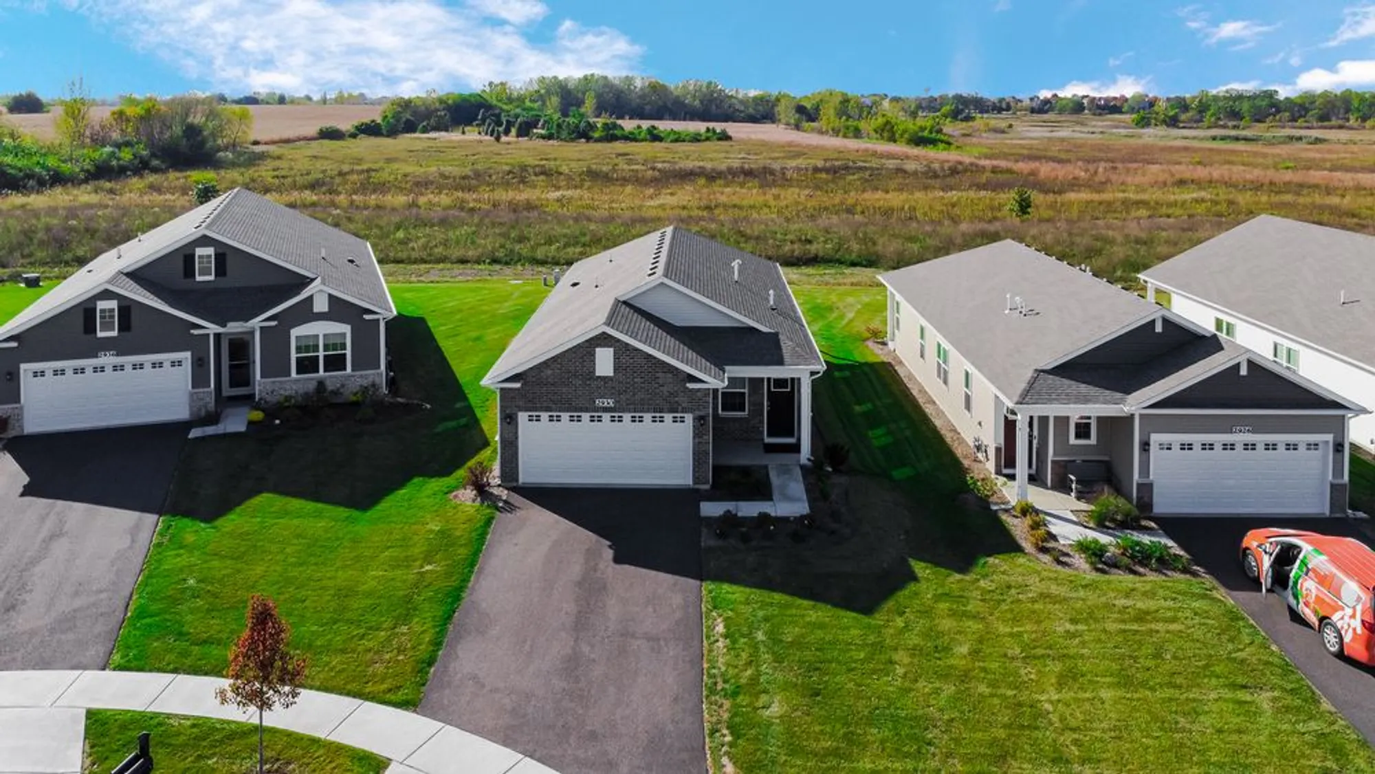 Property Slideshow image 26 of 32 | 2930 harnish dr, Algonquin, IL, 60102