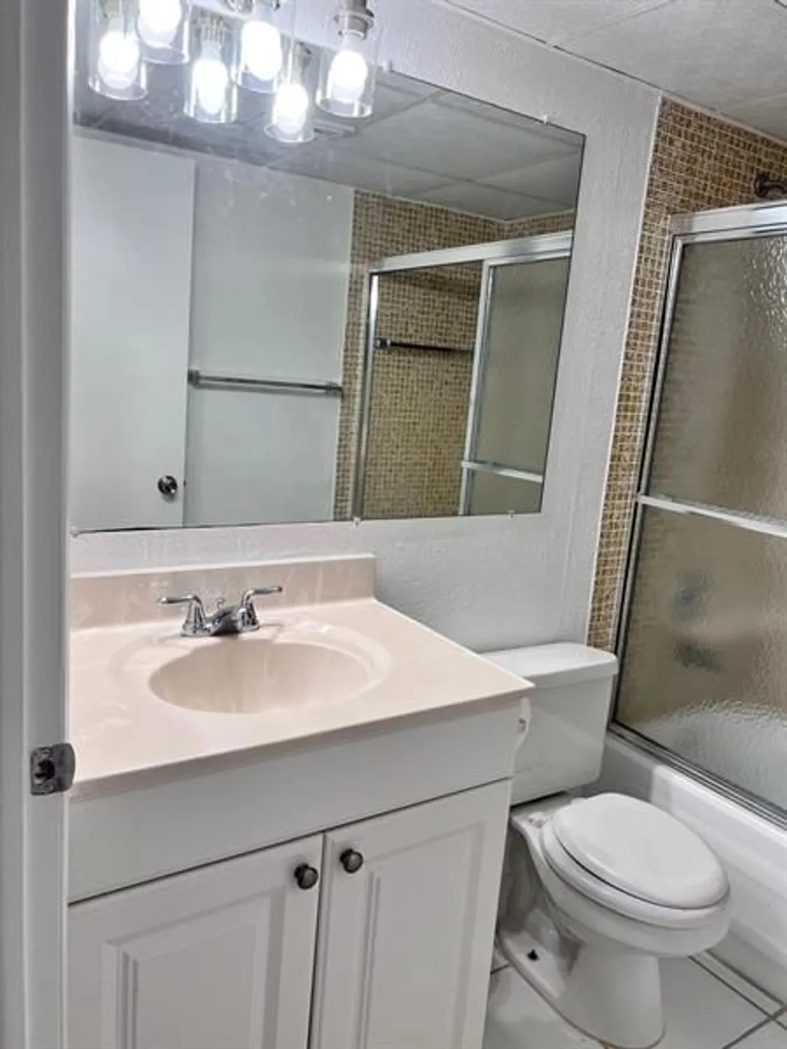 Property Slideshow image 17 of 32 | 740 burgundy 740, Delray Beach, FL, 33484