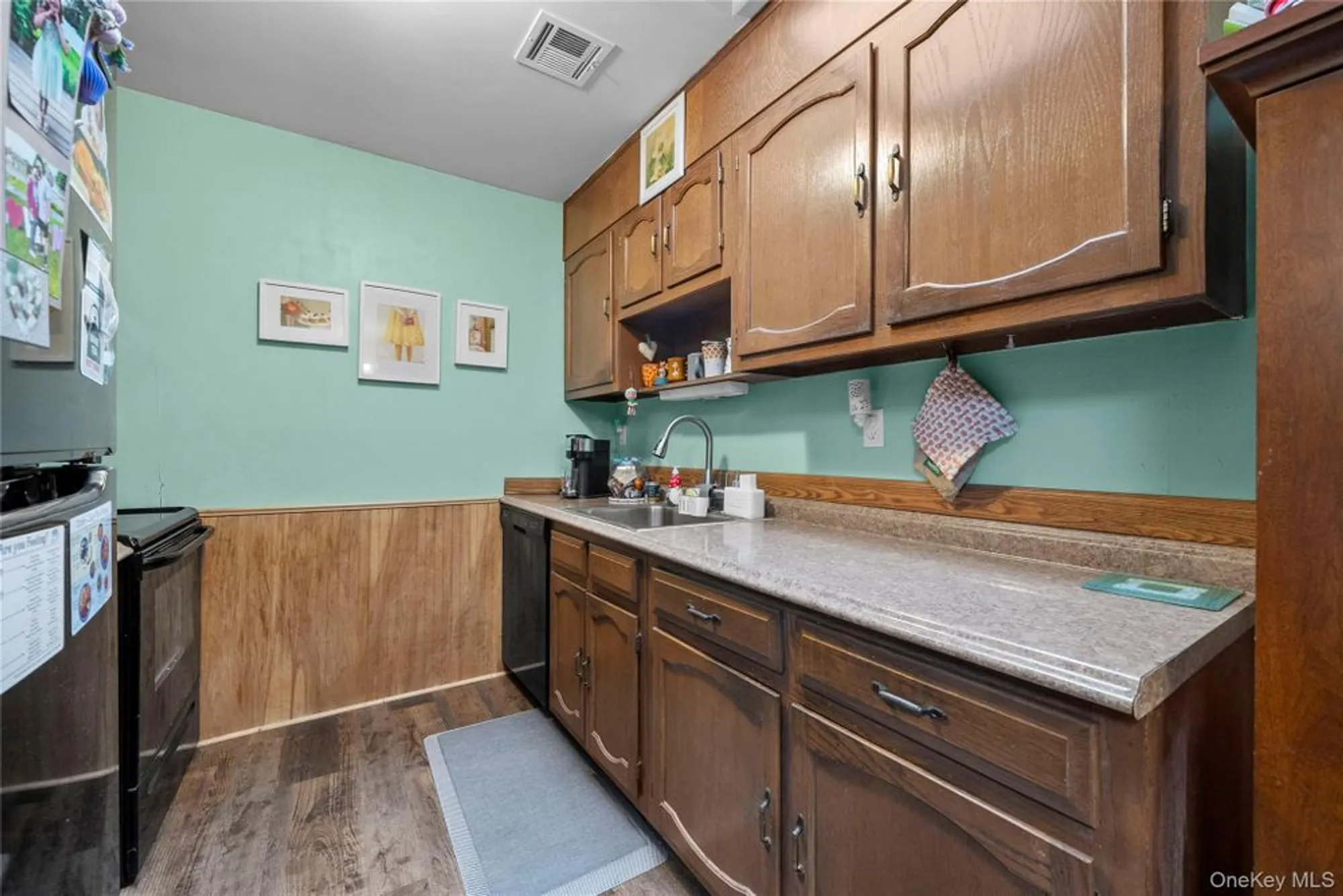 Property Slideshow image 7 of 20 | 227 blackpool ct d, Ridge, NY, 11961