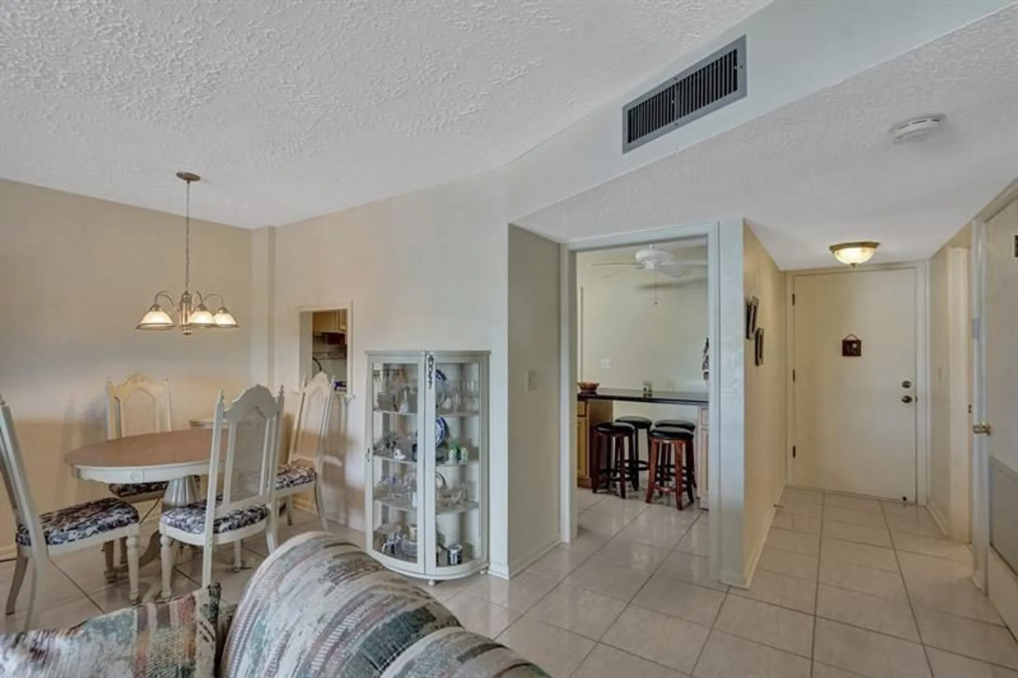 Property Slideshow image 21 of 25 | 4851 nw 21st st 412, Lauderhill, FL, 33313