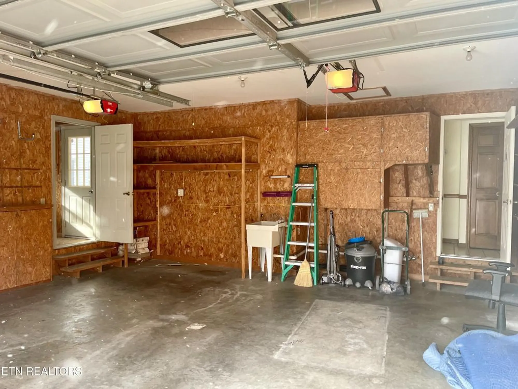 Property Slideshow image 44 of 51 | 143 sugarbush cir, Crossville, TN, 38558