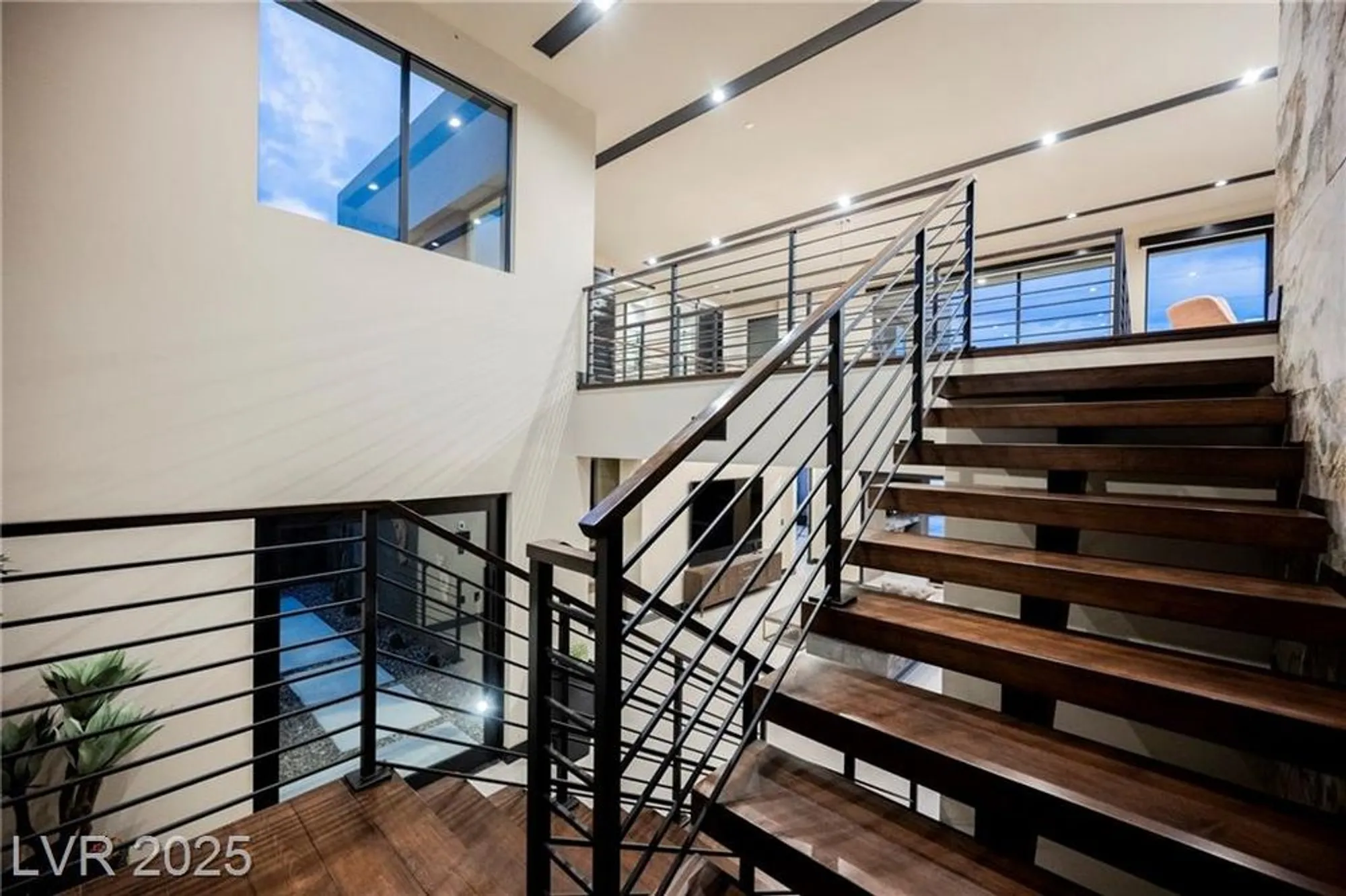 Property Slideshow image 44 of 93 | 20 falling canyon ct, Henderson, NV, 89011
