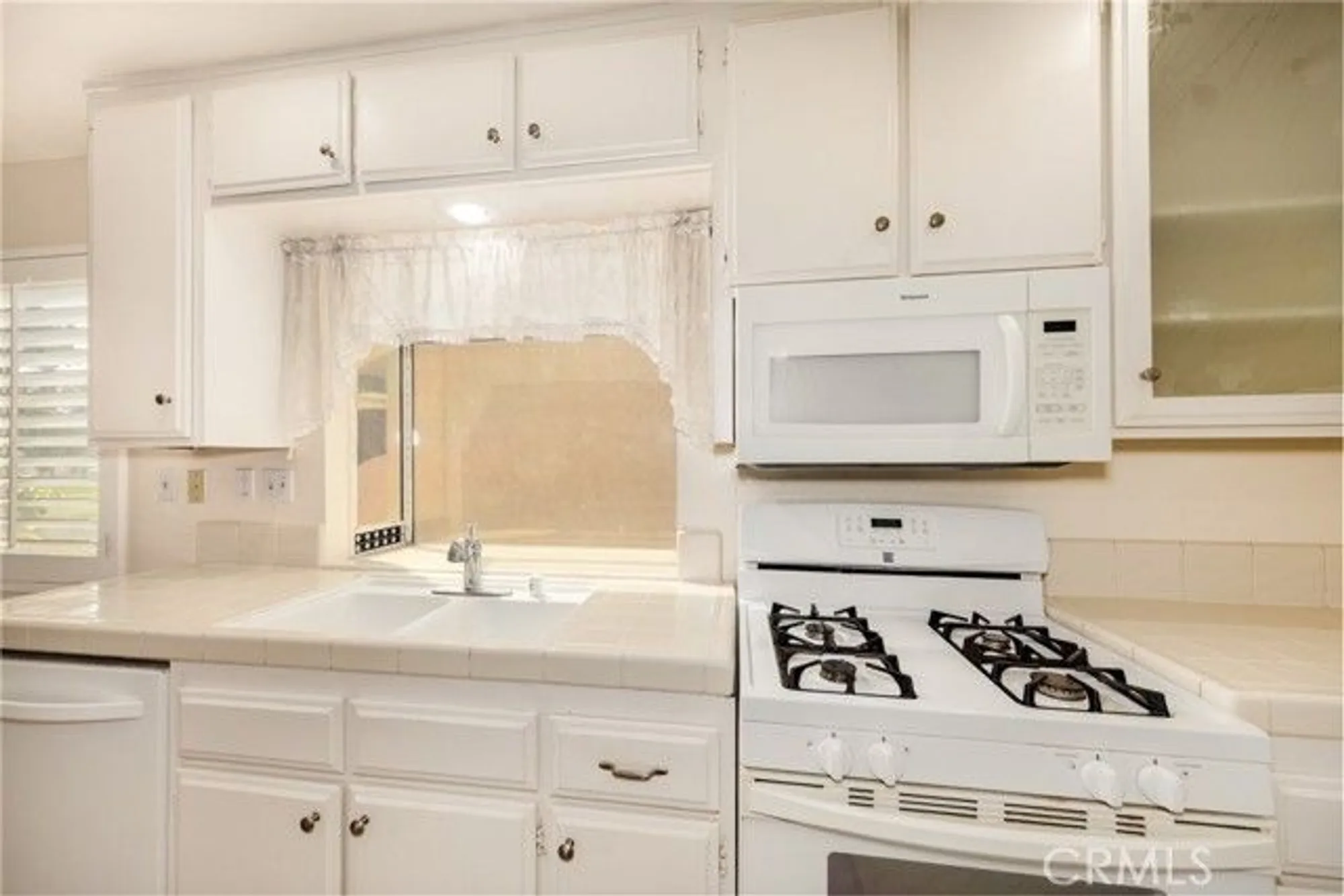 Property Slideshow image 13 of 34 | 926 olympic ave, Banning, CA, 92220