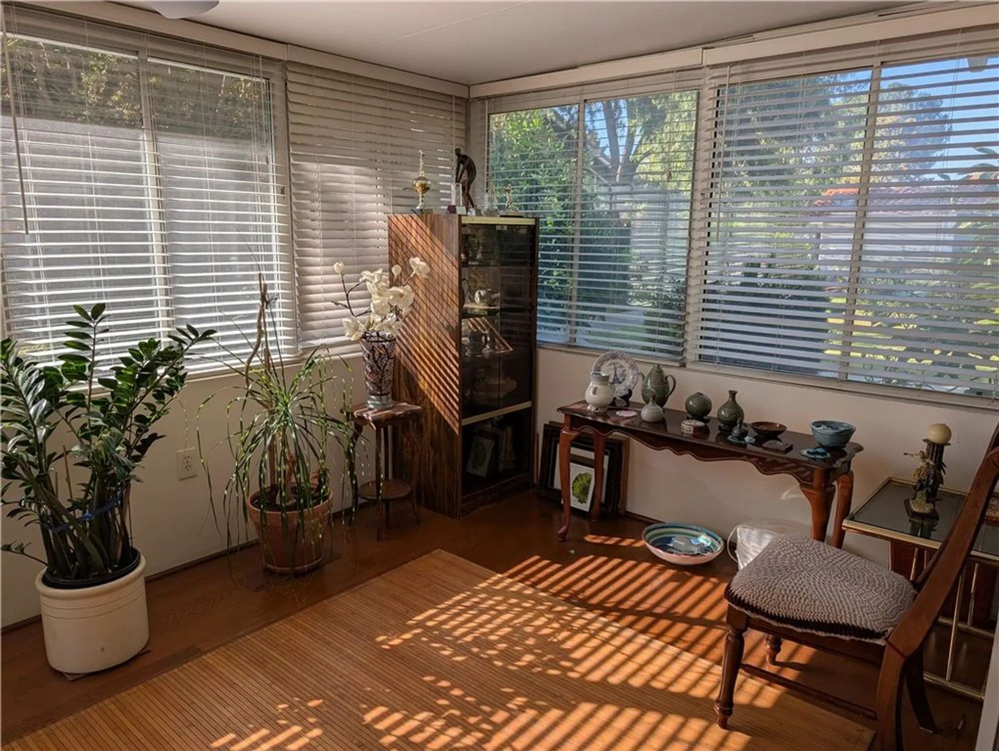 Property Slideshow image 4 of 30 | 2056 via a, Laguna Woods, CA, 92637