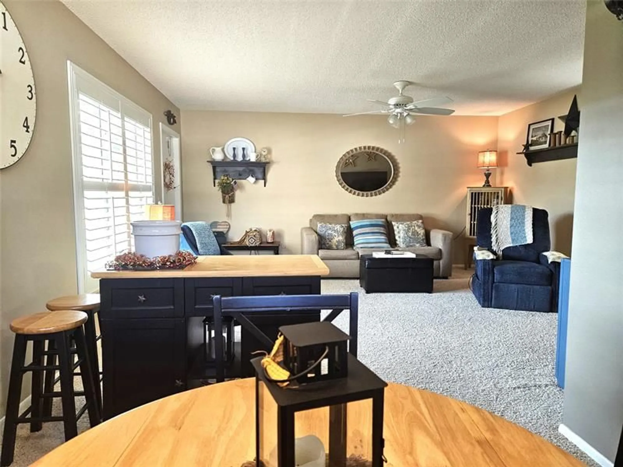 Property Slideshow image 12 of 35 | 15 vista gardens trl apt 206, Vero Beach, FL, 32962