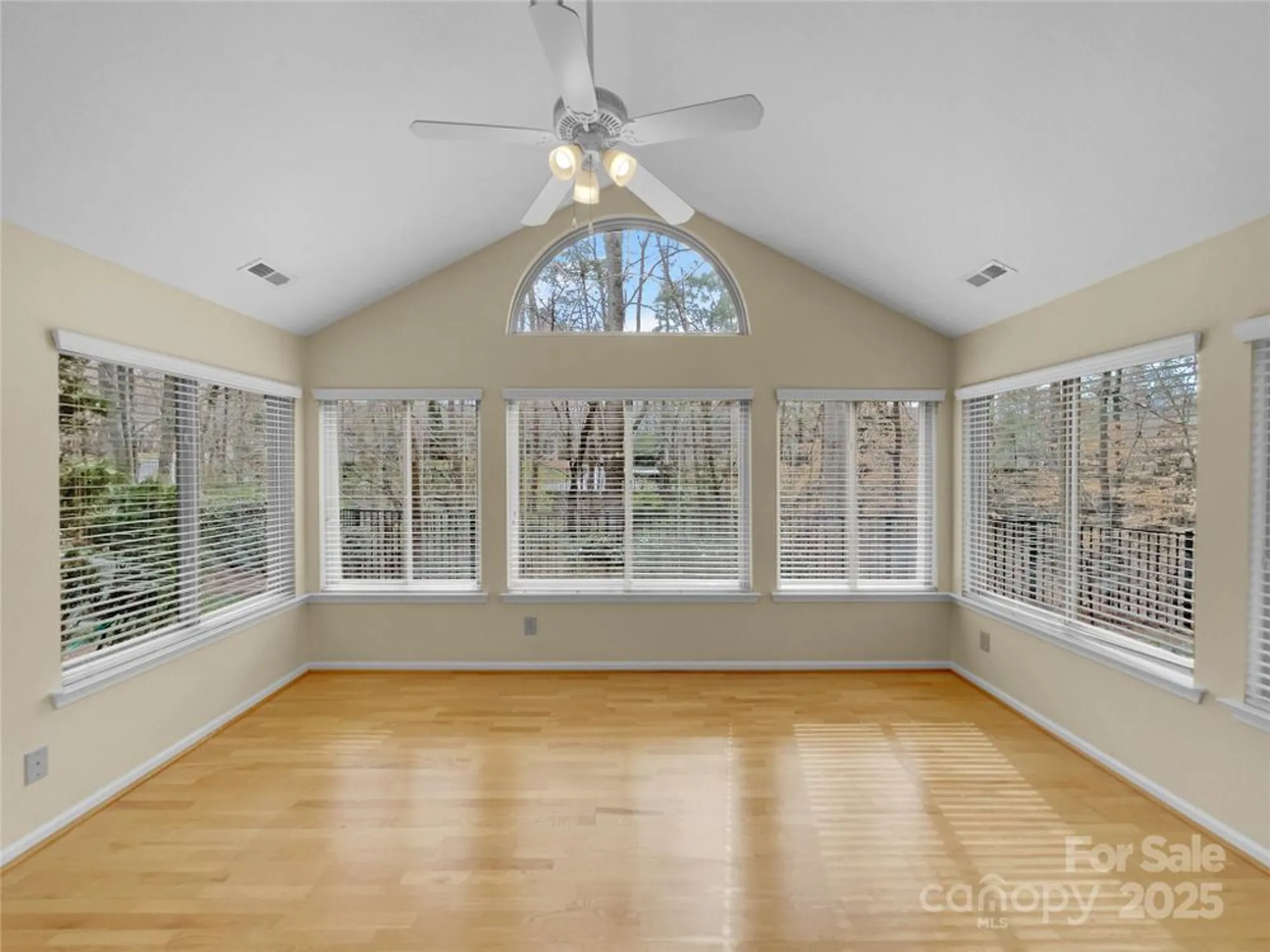 Property Slideshow image 11 of 20 | 2905 polo view ln, Matthews, NC, 28105