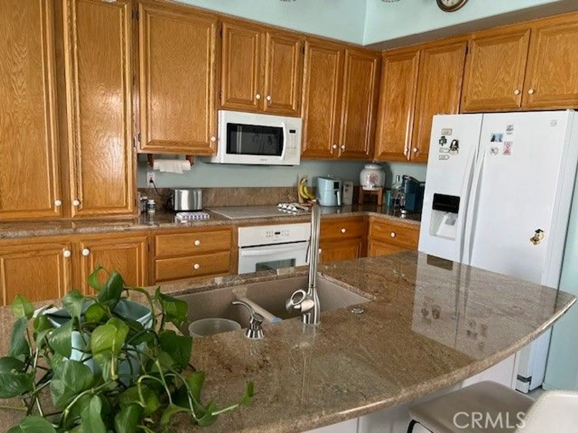 Property Slideshow image 6 of 17 | 1534 woodlands dr, Banning, CA, 92220