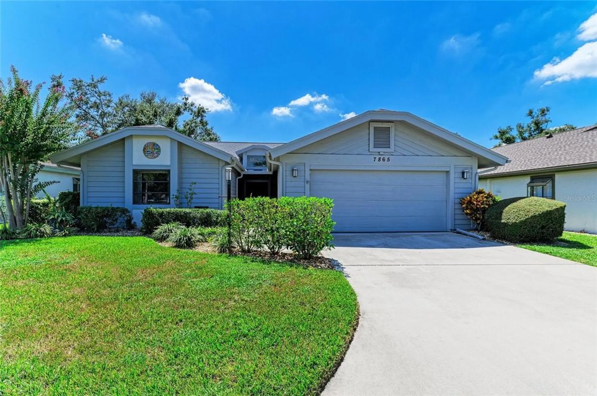 Property Slideshow image 2 of 50 | 7865 pine trace dr, Sarasota, FL, 34243