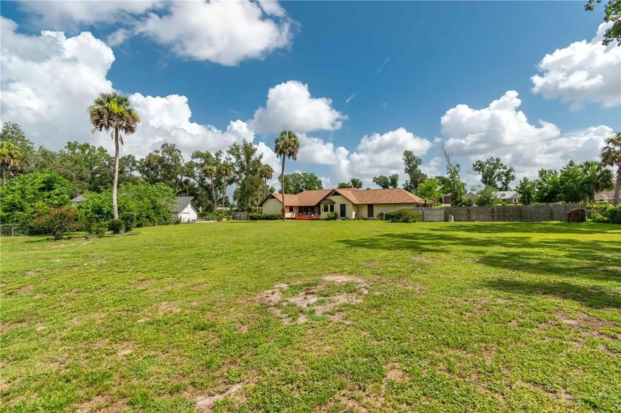 Property Slideshow image 16 of 66 | 3555 sw 24th avenue rd, Ocala, FL, 34471