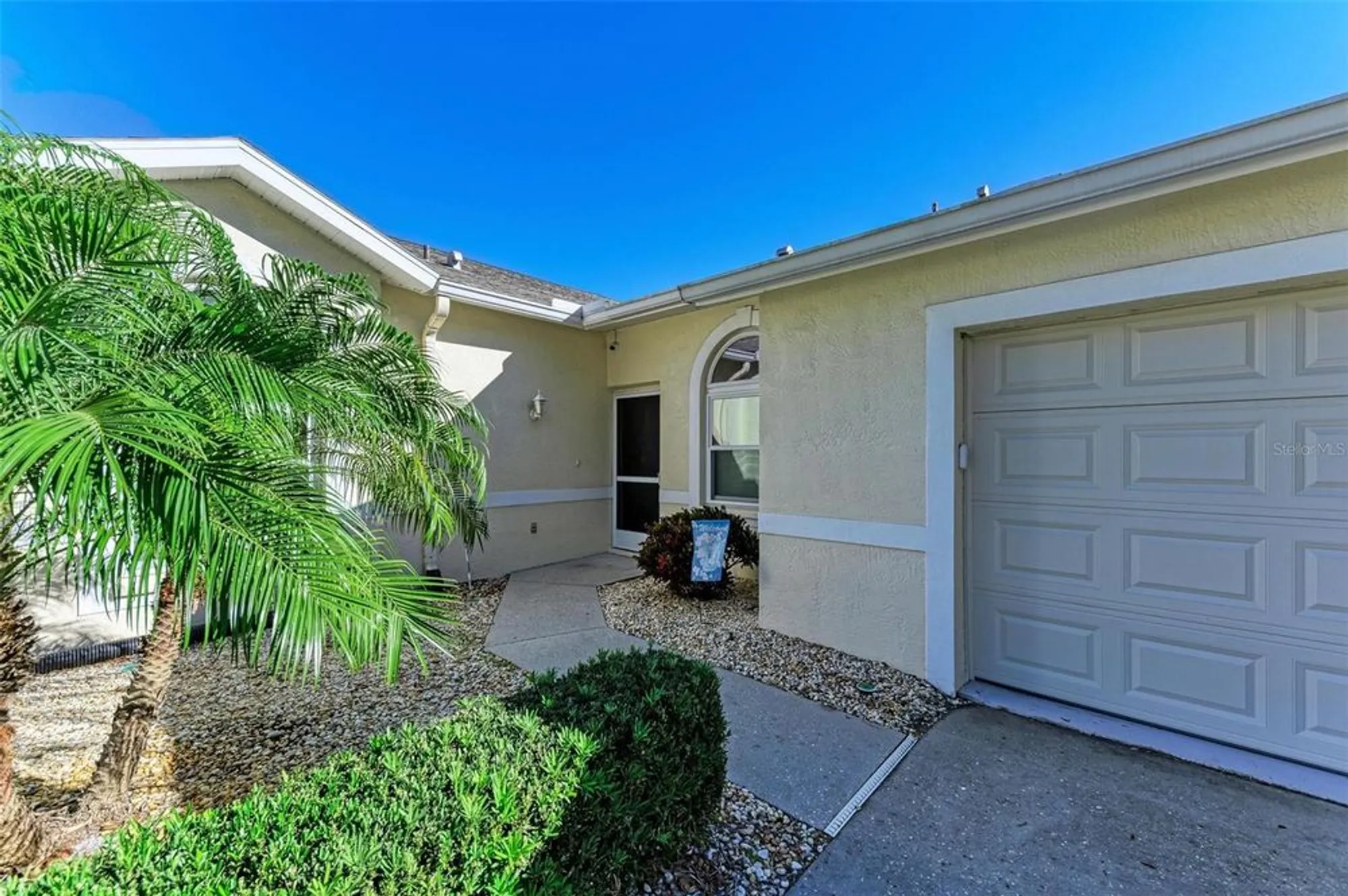 Property Slideshow image 2 of 55 | 6338 stone river rd, Bradenton, FL, 34203