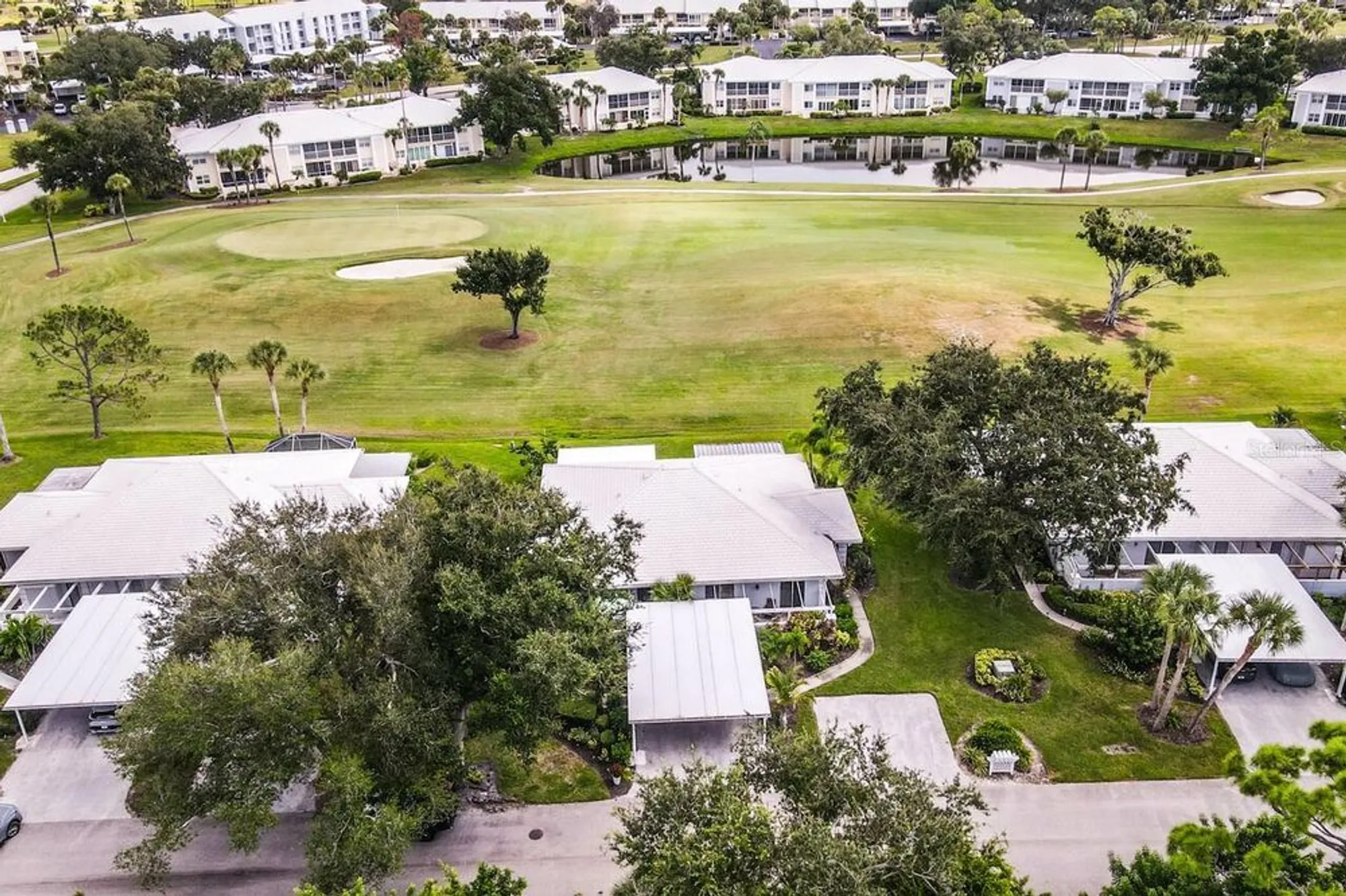 Property Slideshow image 34 of 63 | 208 cerromar way 26, Venice, FL, 34293