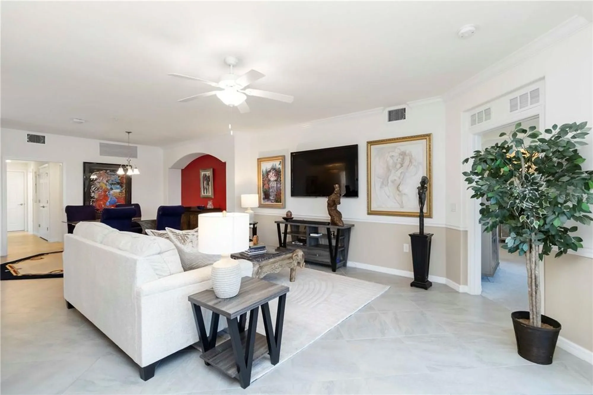 Property Slideshow image 2 of 100 | 10801 tarflower dr 102, Venice, FL, 34293