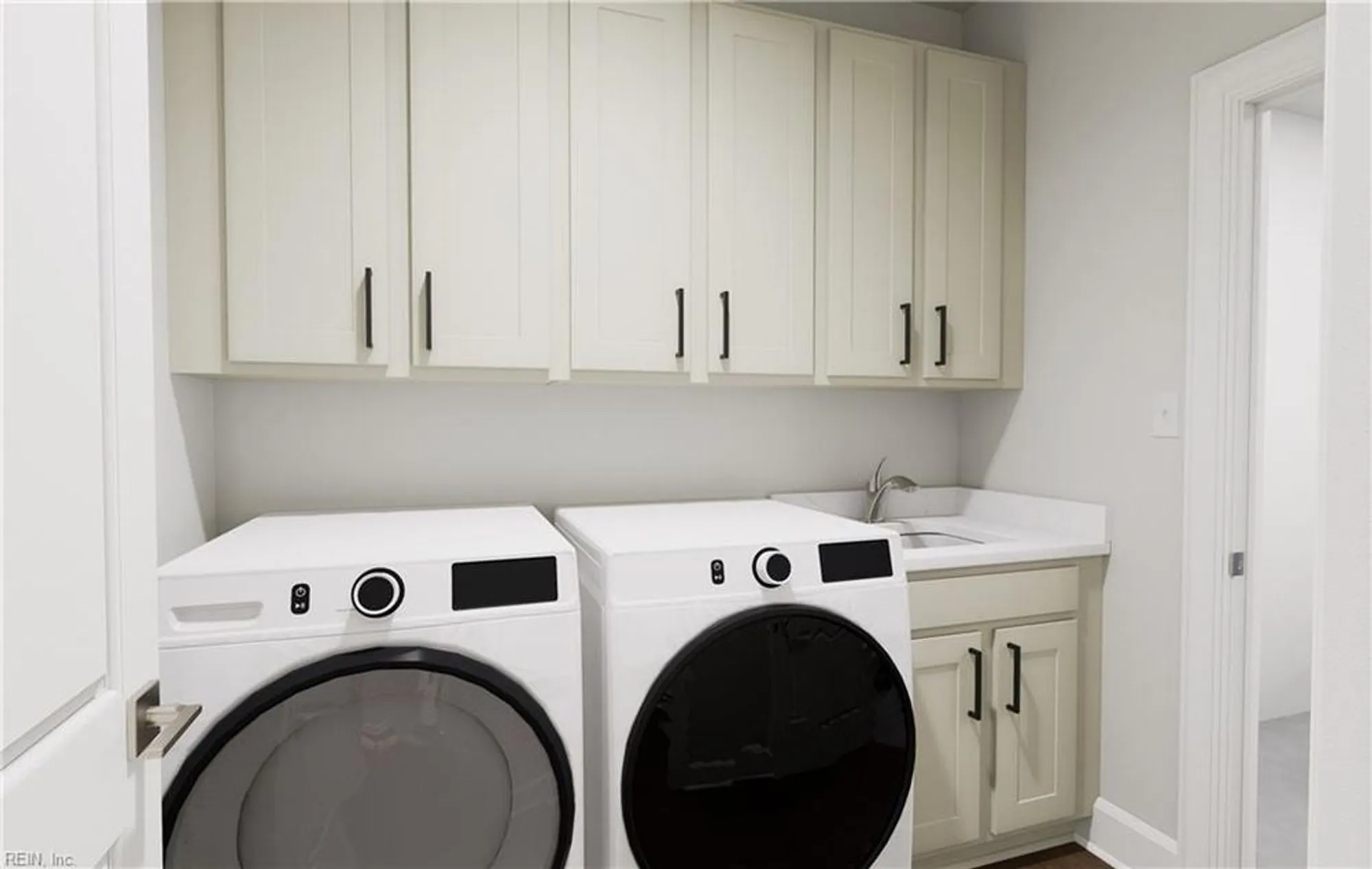 Property Slideshow image 24 of 26 | 3000 plymouth pl, Williamsburg, VA, 23185