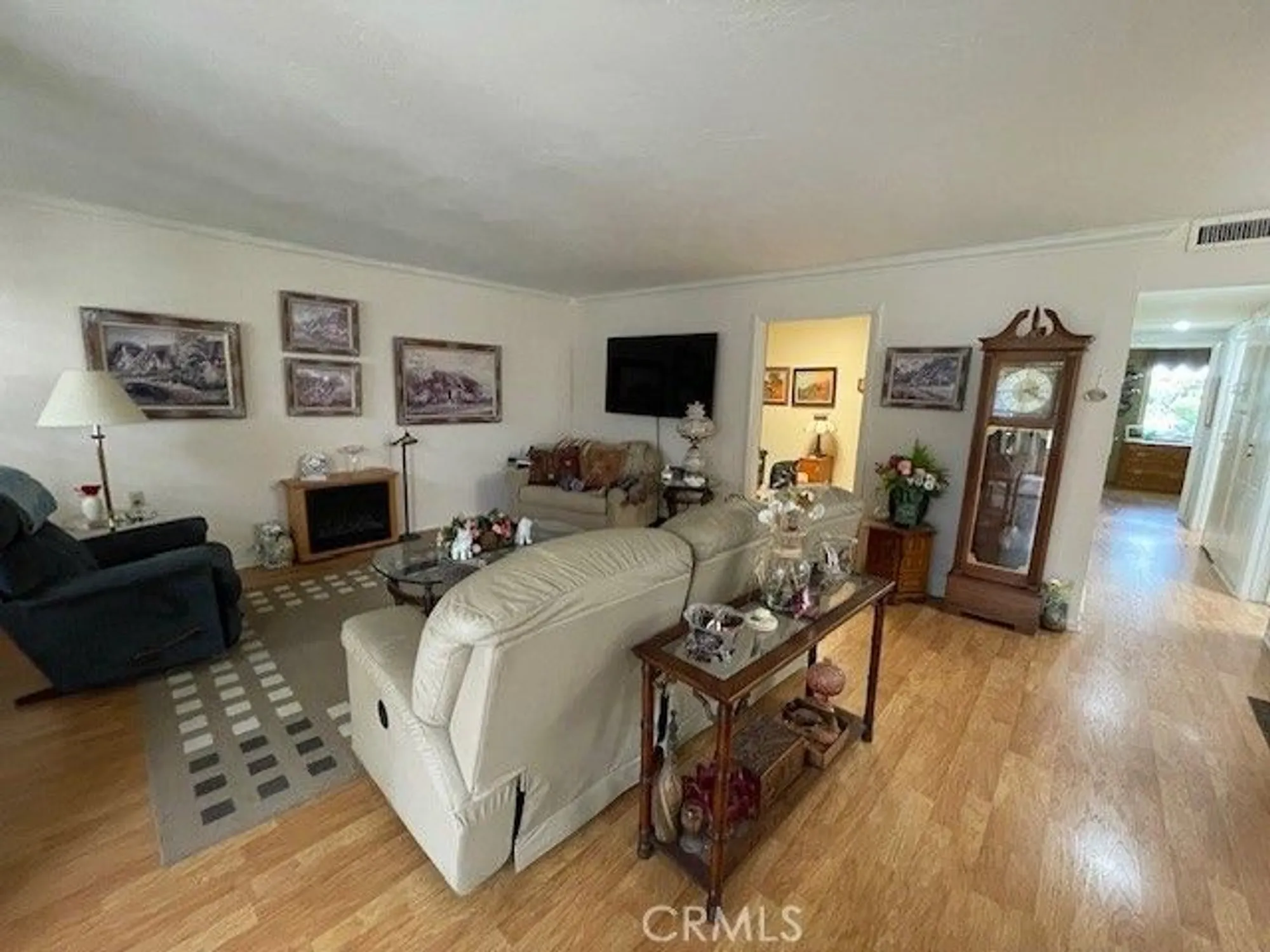 Property Slideshow image 3 of 19 | 13360 del monte dr apt 2b, Seal Beach, CA, 90740