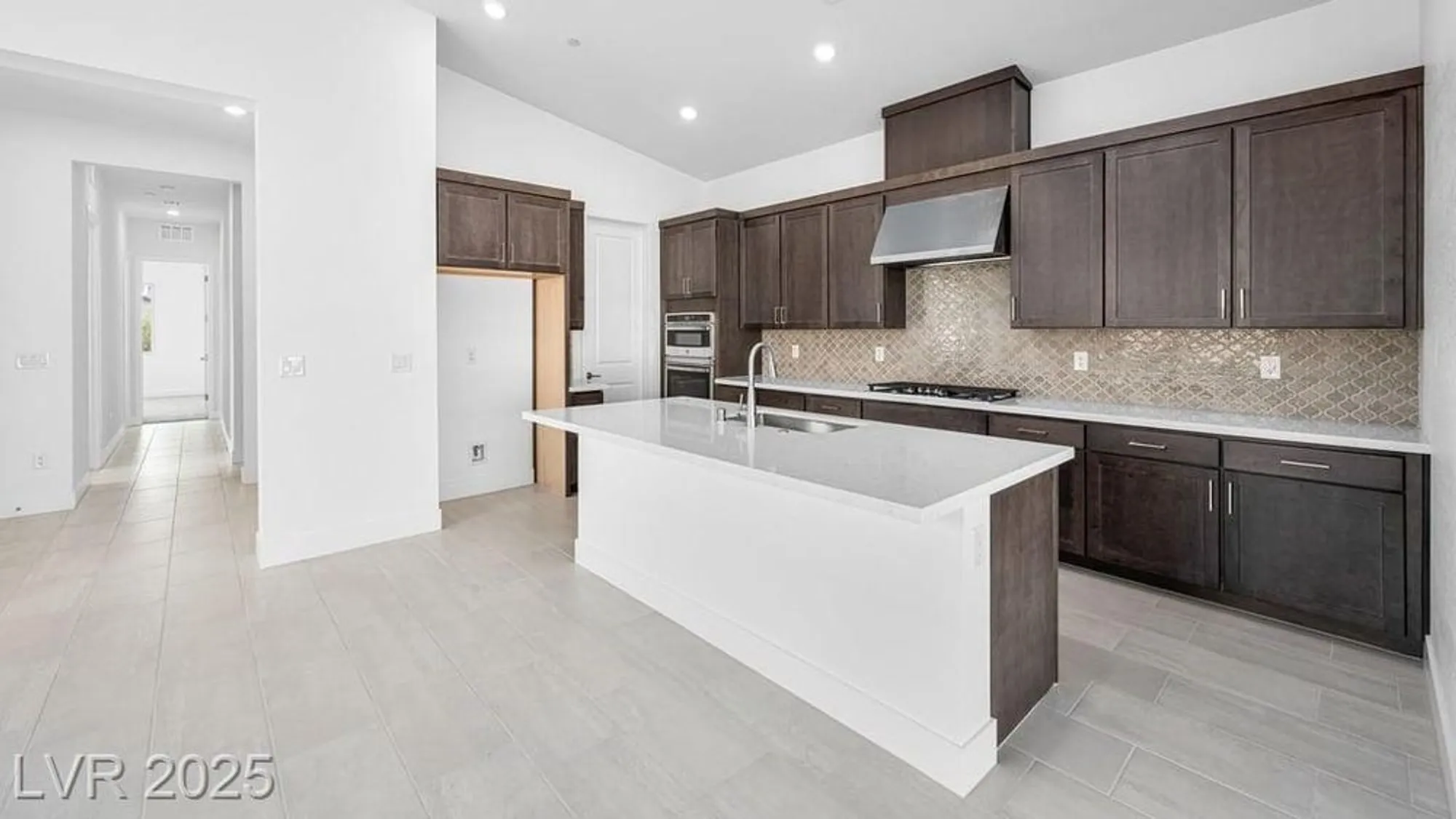 Property Slideshow image 7 of 43 | 226 piazzetta dr, Henderson, NV, 89011