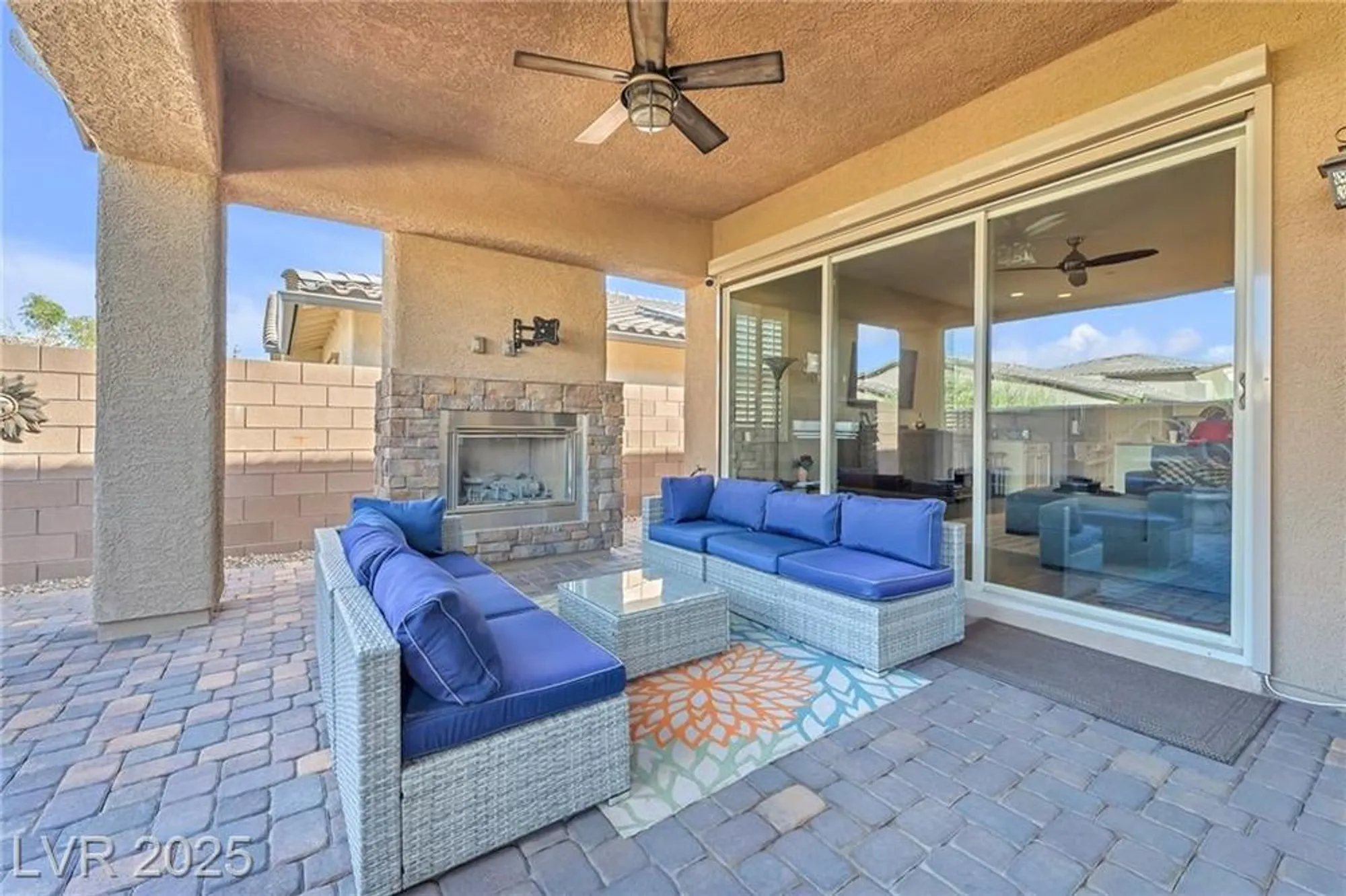 Property Slideshow image 34 of 49 | 755 merry maple st, Henderson, NV, 89011