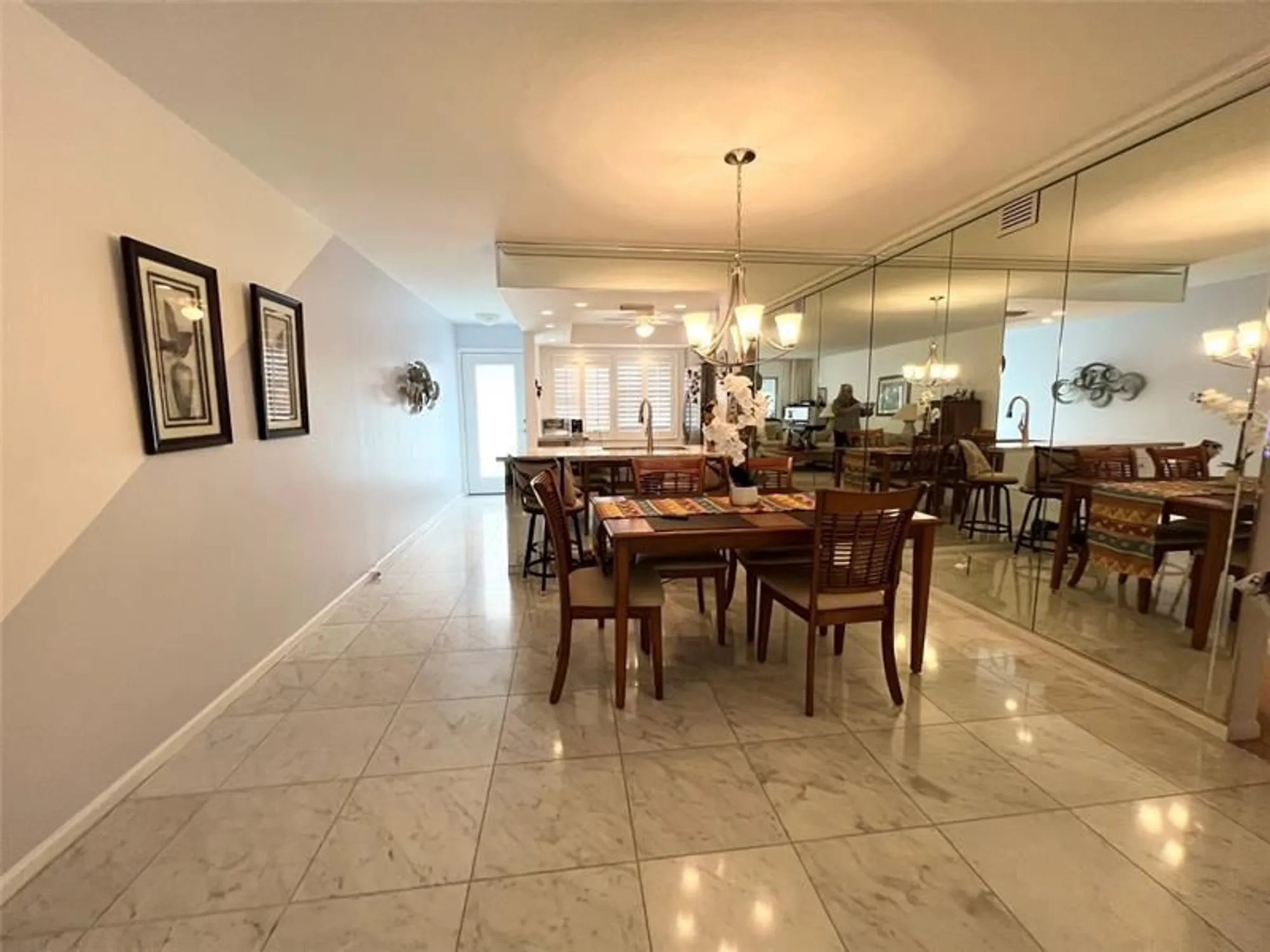 Property Slideshow image 7 of 40 | 3002 portofino isle e3, Coconut Creek, FL, 33066