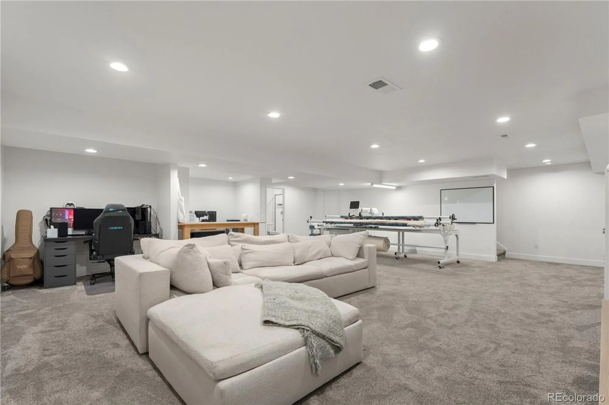 Property Slideshow image 33 of 49 | 483 white sand trl, Castle Rock, CO, 80104