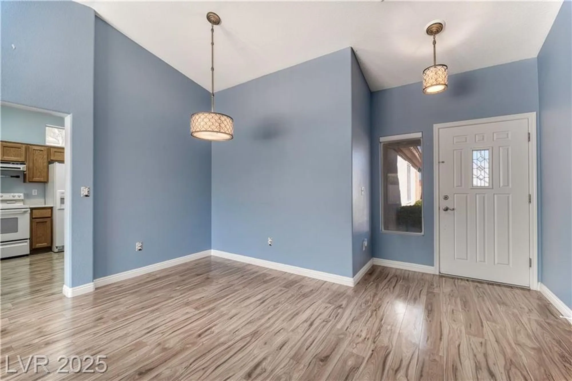 Property Slideshow image 5 of 43 | 11017 clear meadows dr, Las Vegas, NV, 89134